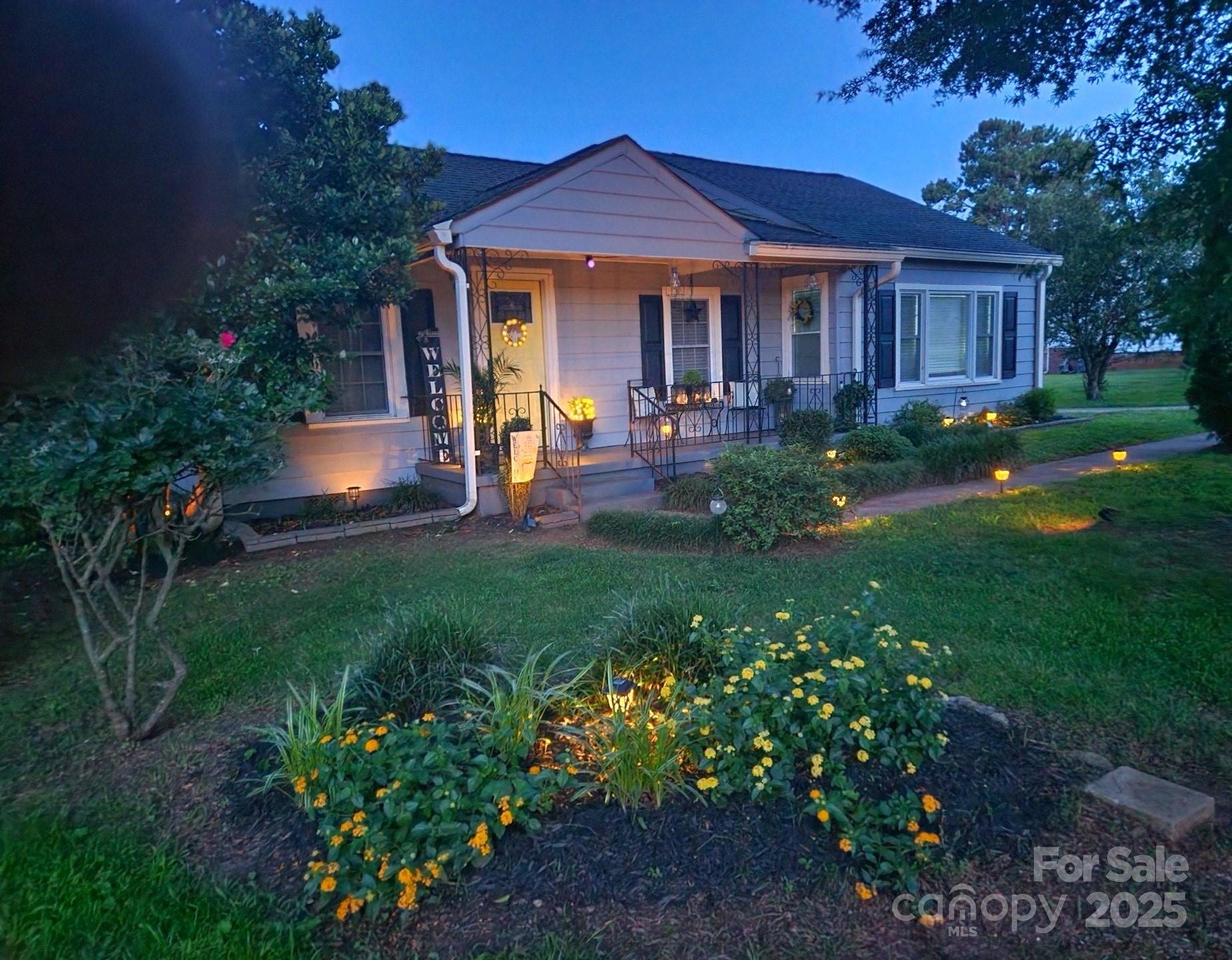 120 Abernathy Street Property Photo 10