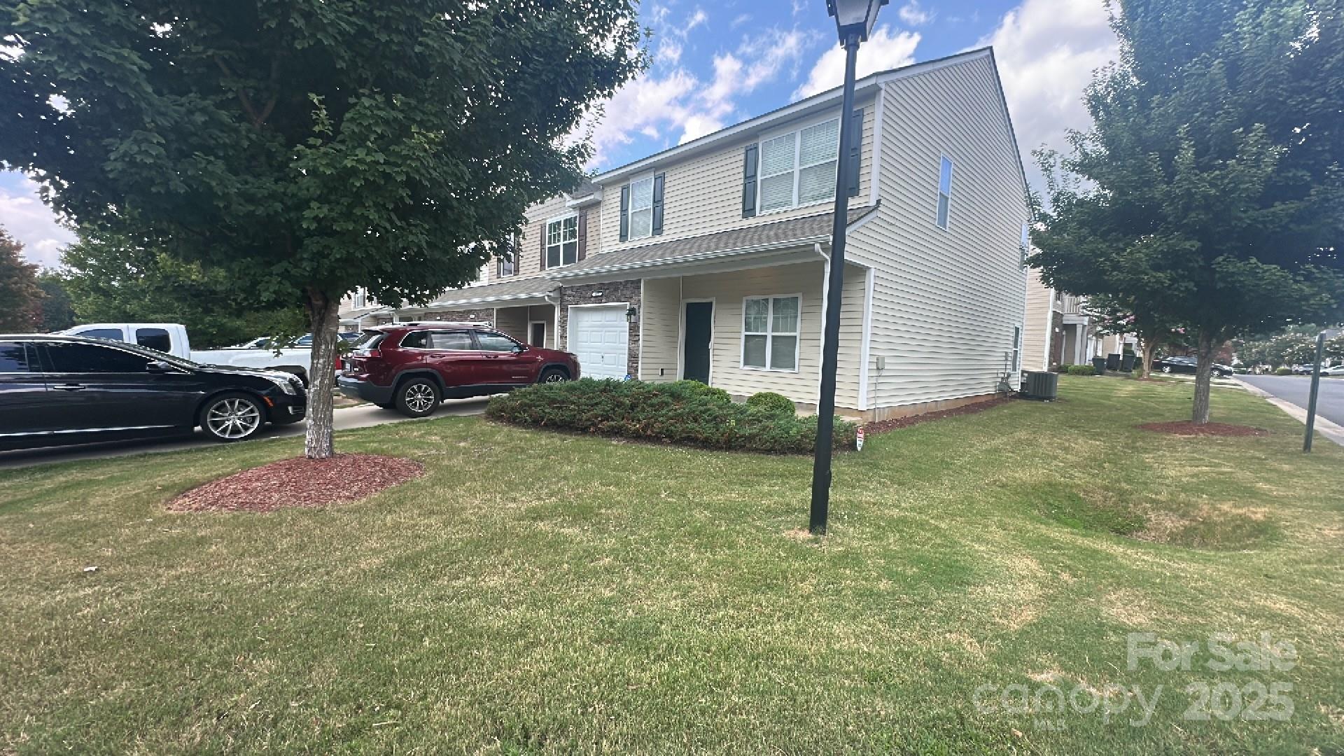 2099 Shady Pond Drive Property Photo