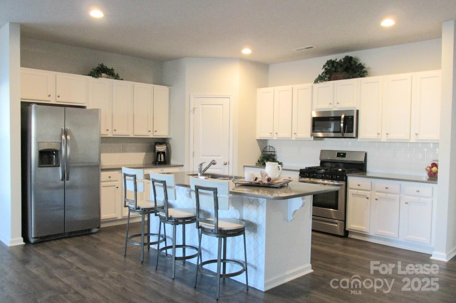 8504 Gold Rush Court Property Photo 3