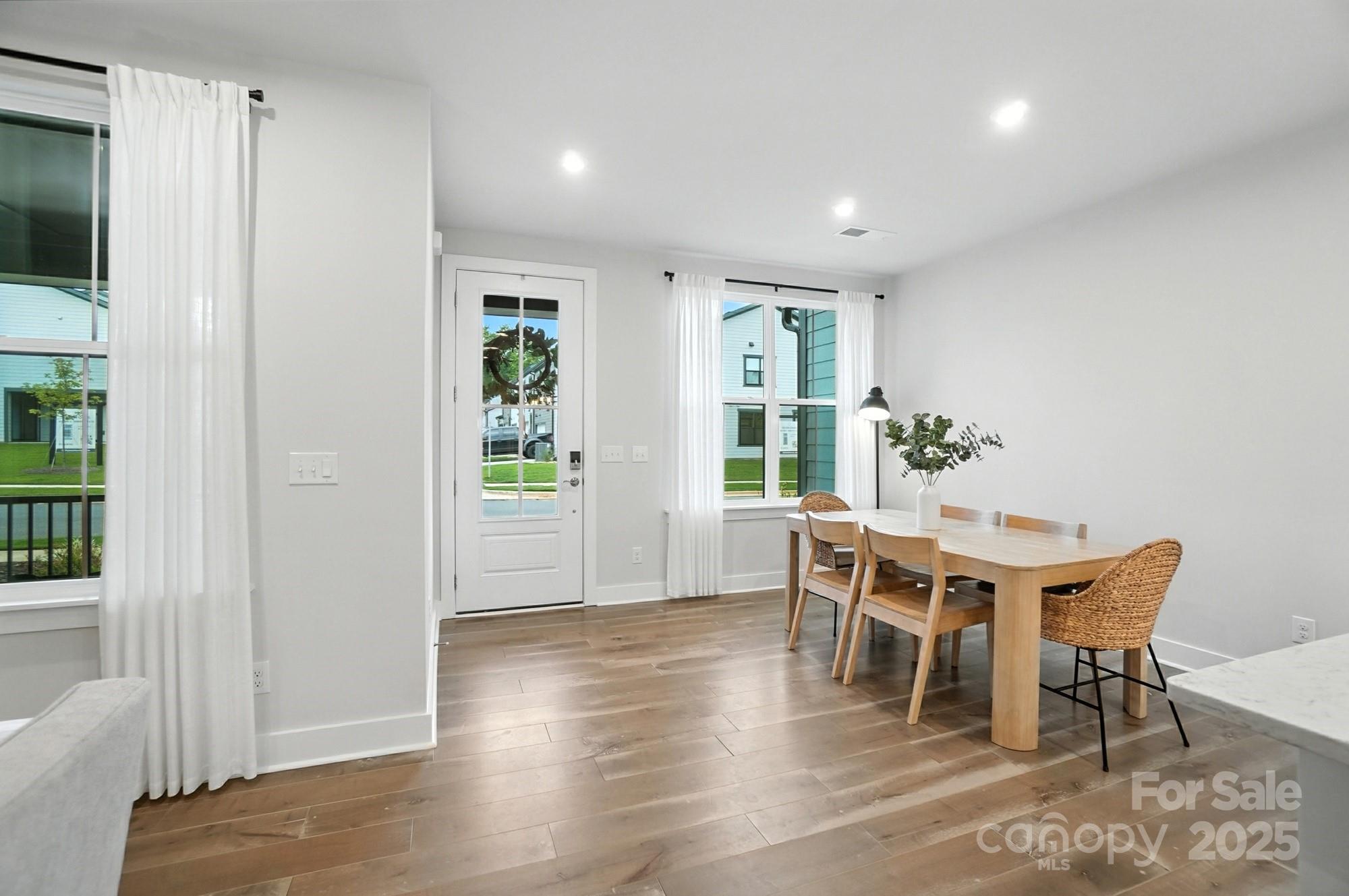 304 Ardmore Drive Property Photo 3