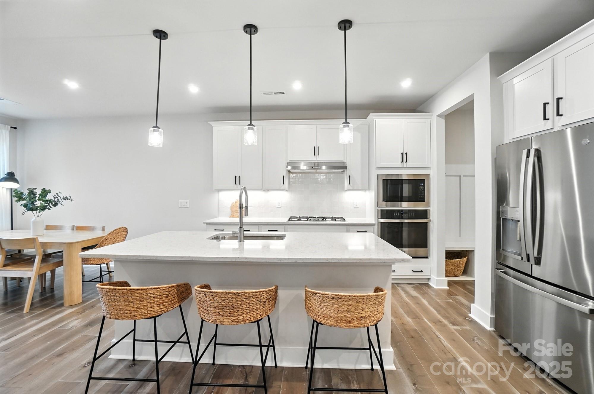 304 Ardmore Drive Property Photo 9