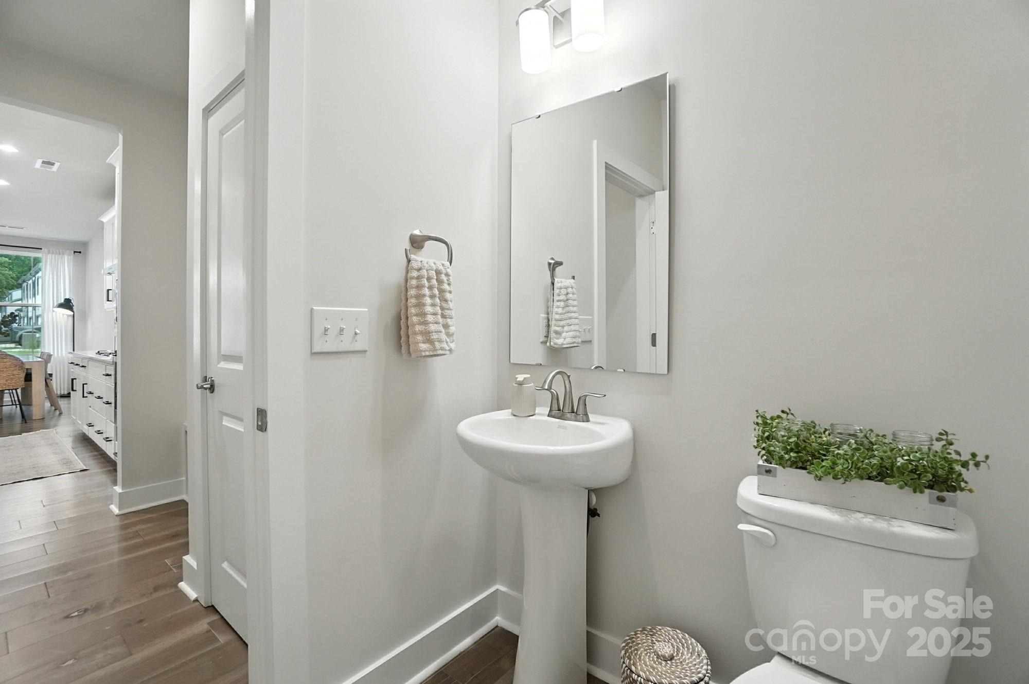 304 Ardmore Drive Property Photo 14