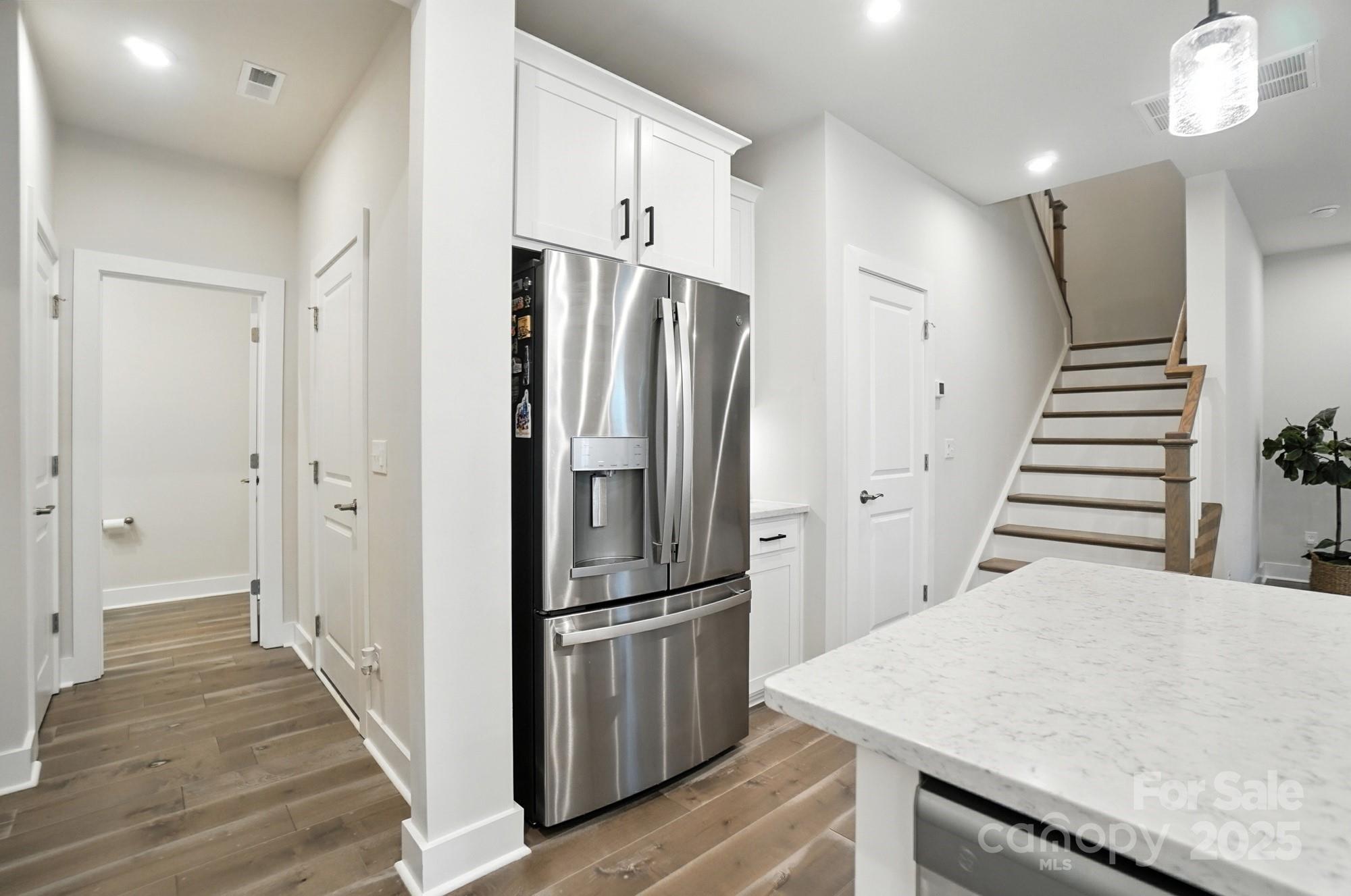 304 Ardmore Drive Property Photo 16