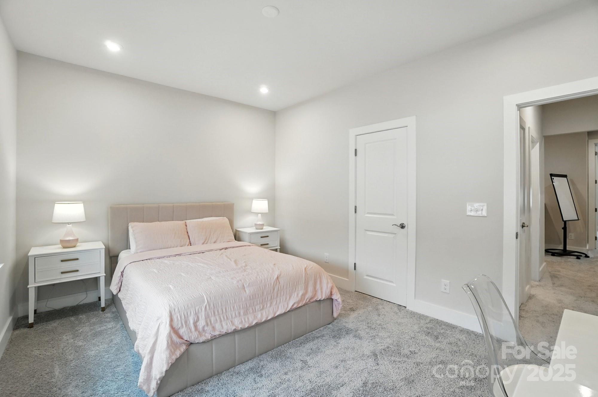 304 Ardmore Drive Property Photo 23