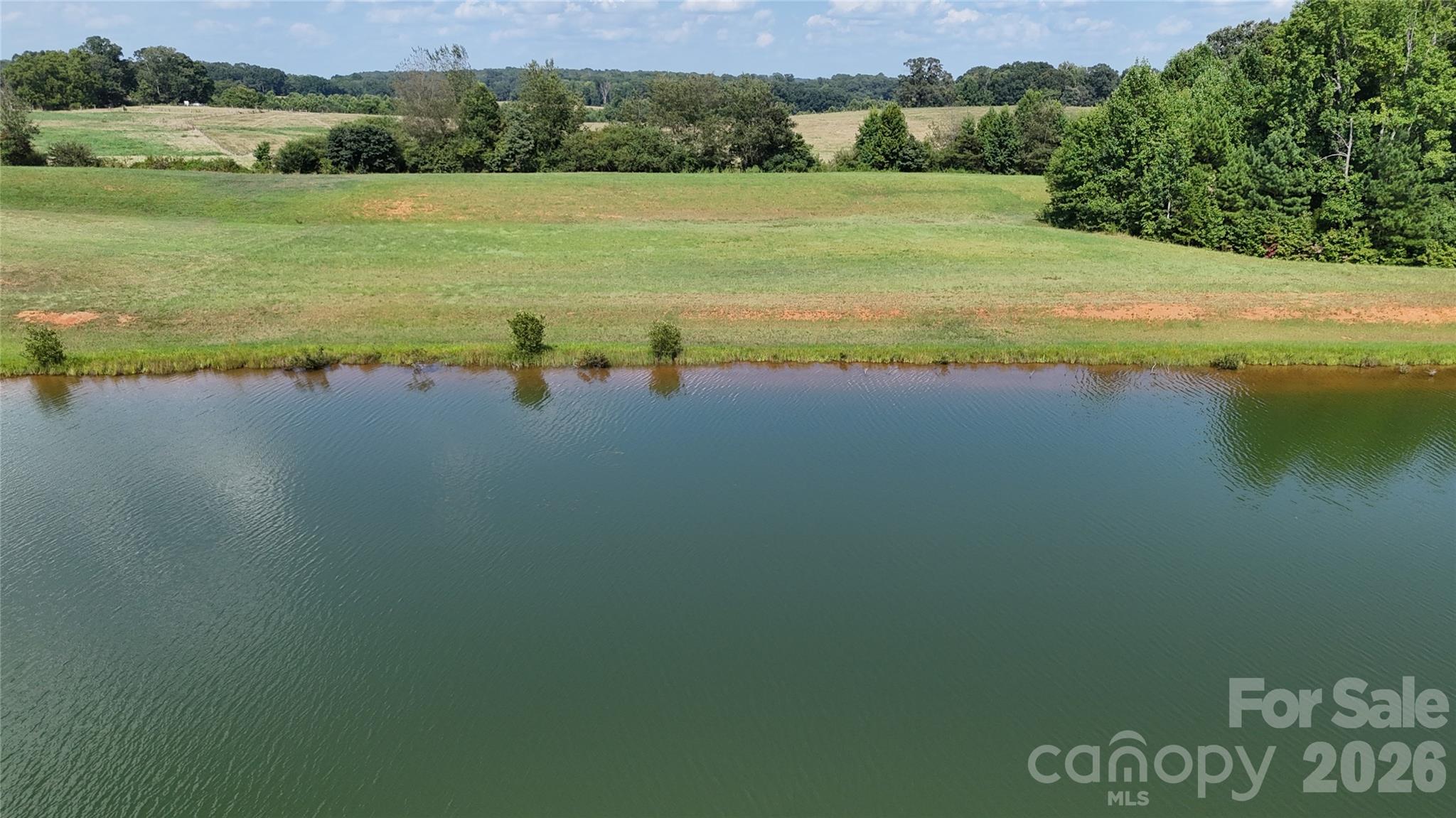 4604 Mirror Lake Drive Property Photo 9