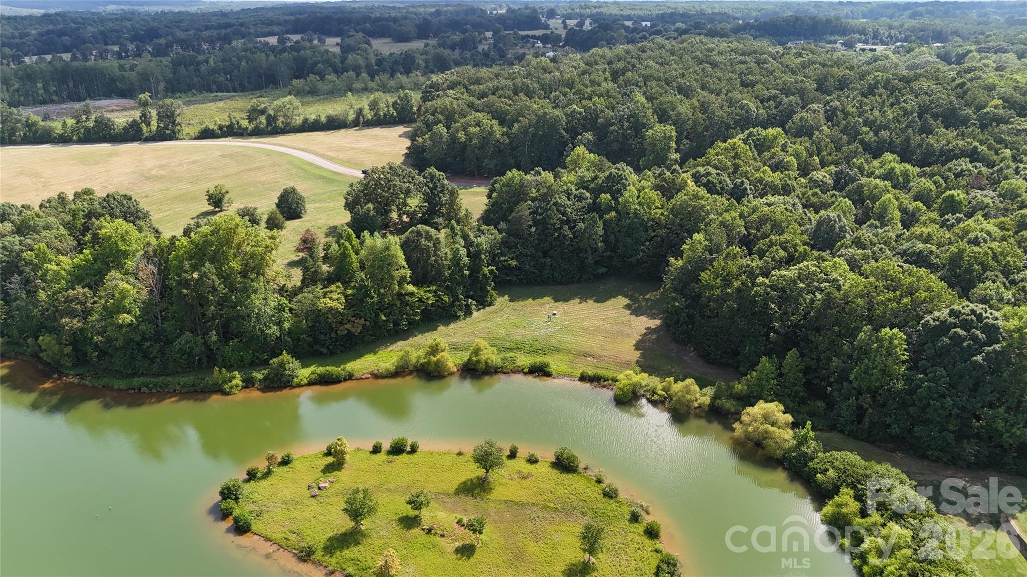 4604 Mirror Lake Drive Property Photo 12