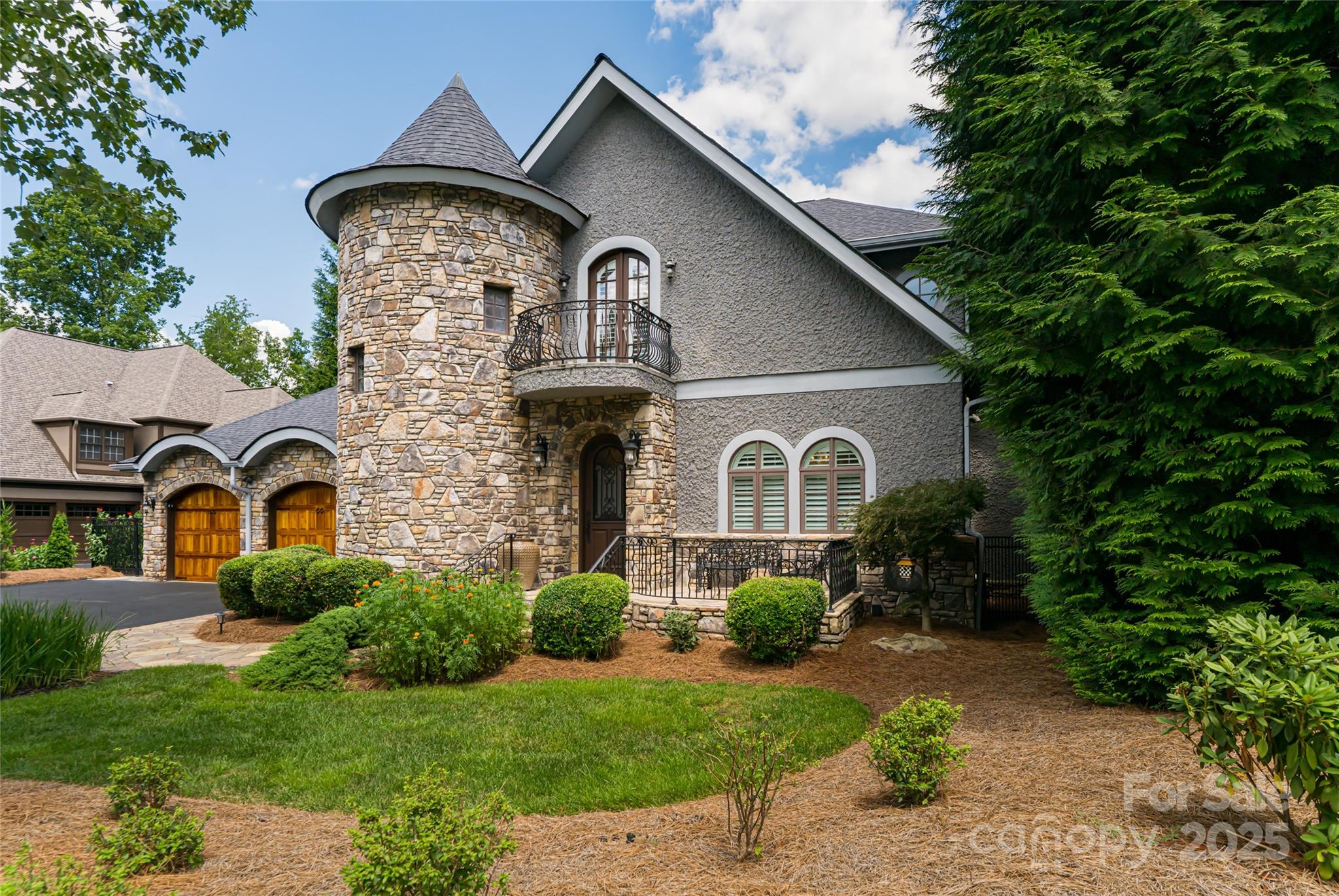 1006 Coves Pheasant Court