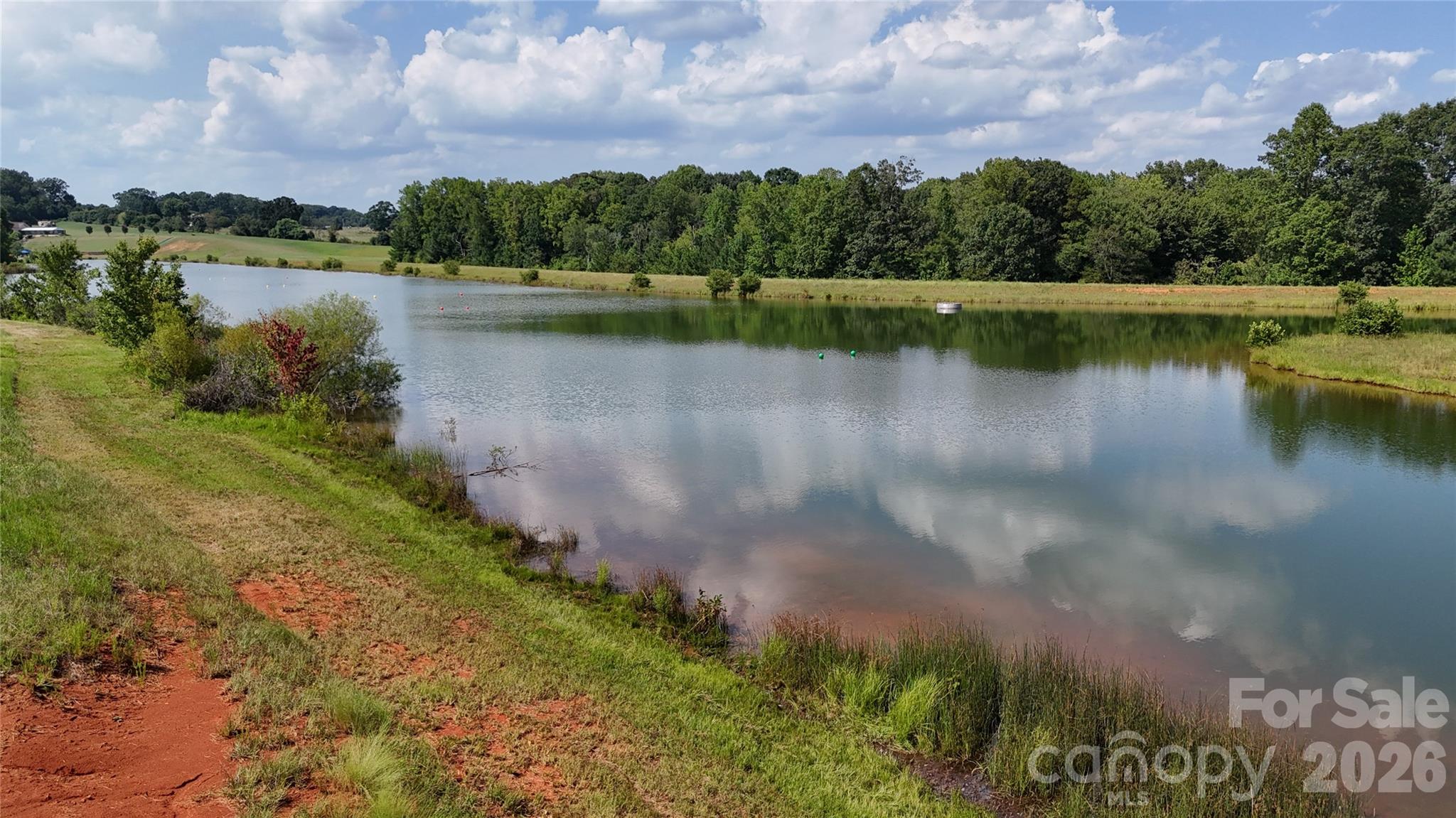 4488 Mirror Lake Drive Property Photo 8
