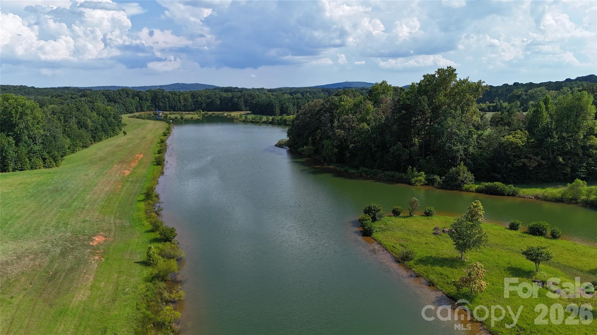 4488 Mirror Lake Drive Property Photo 15