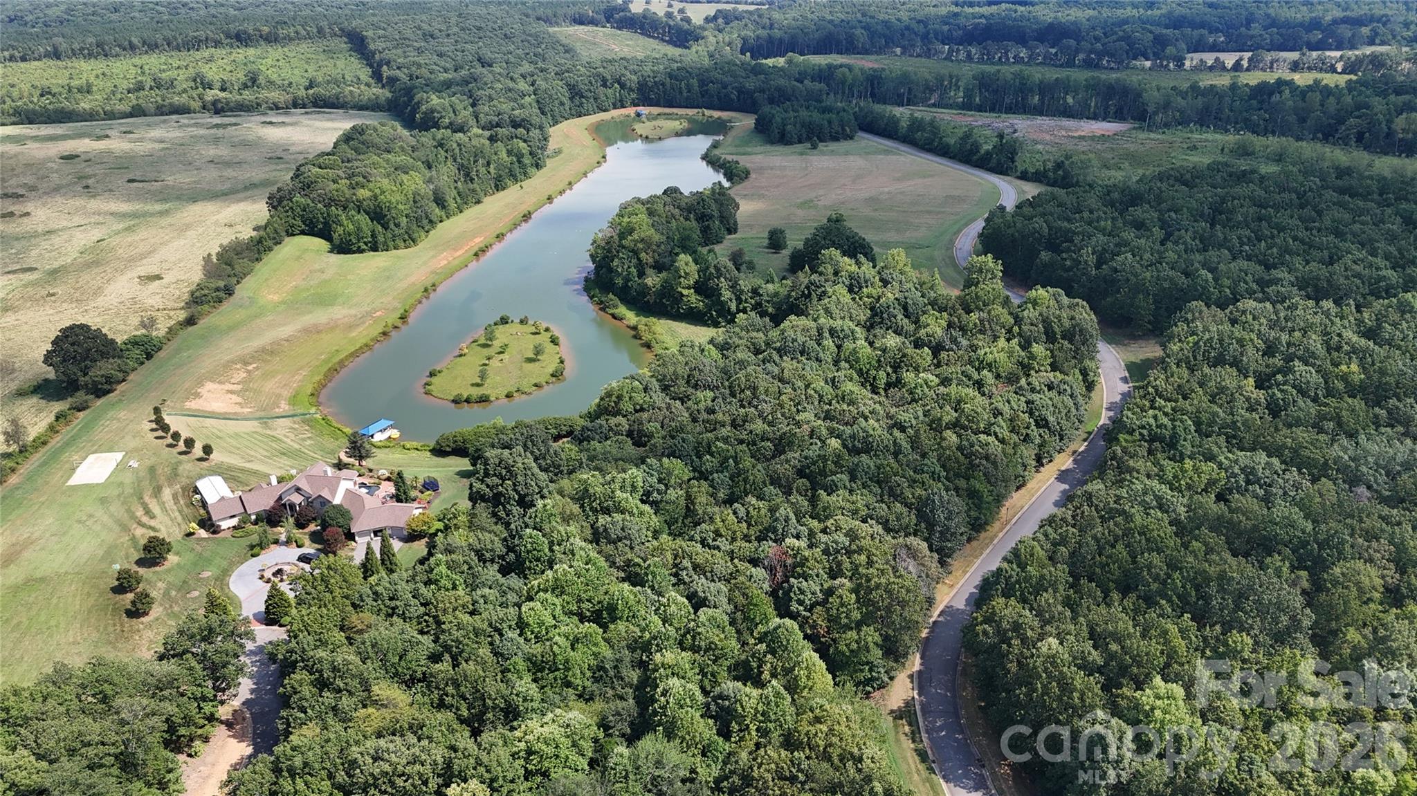 4488 Mirror Lake Drive Property Photo 17