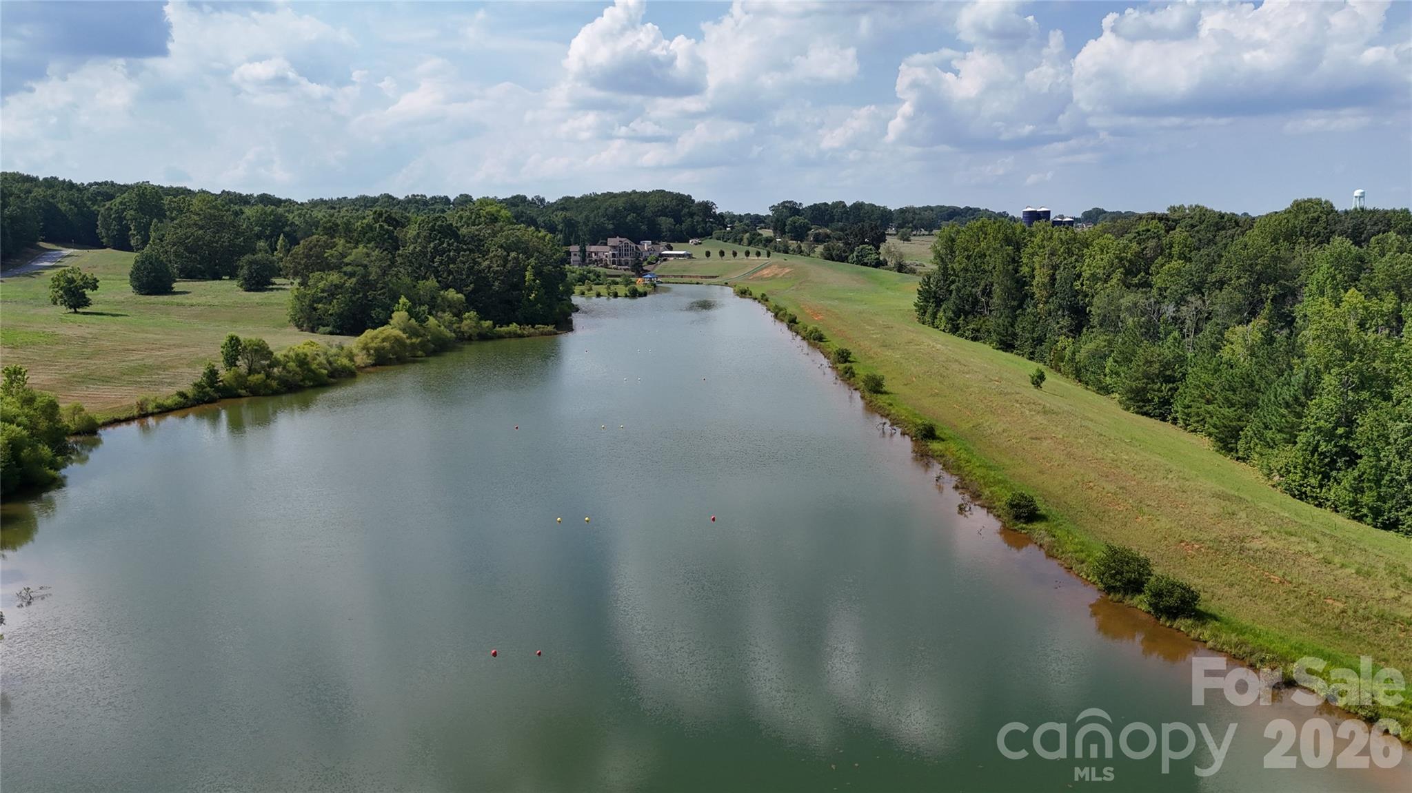 4488 Mirror Lake Drive Property Photo 19