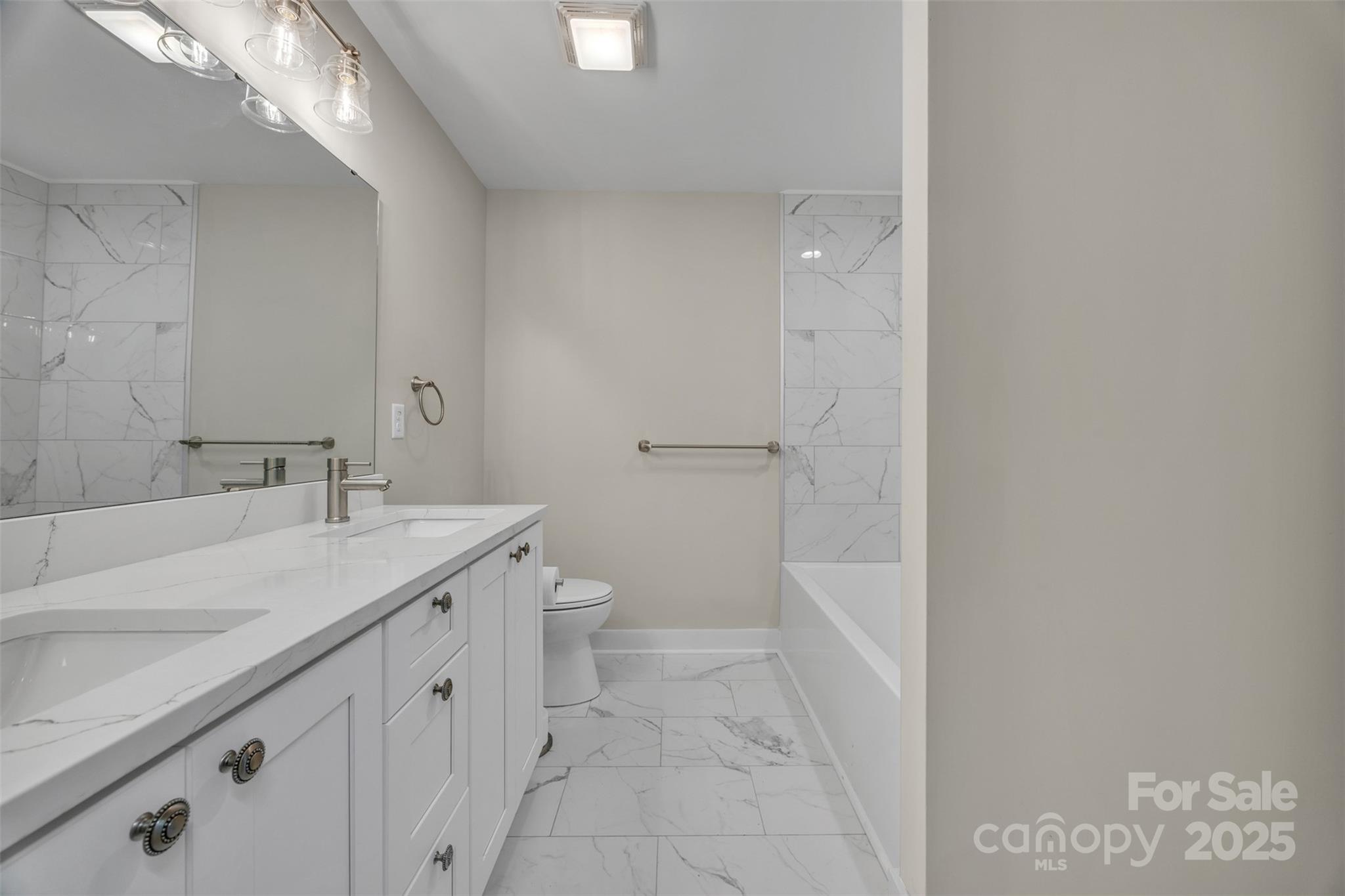 2349 Ellen Street 27 Property Photo 28