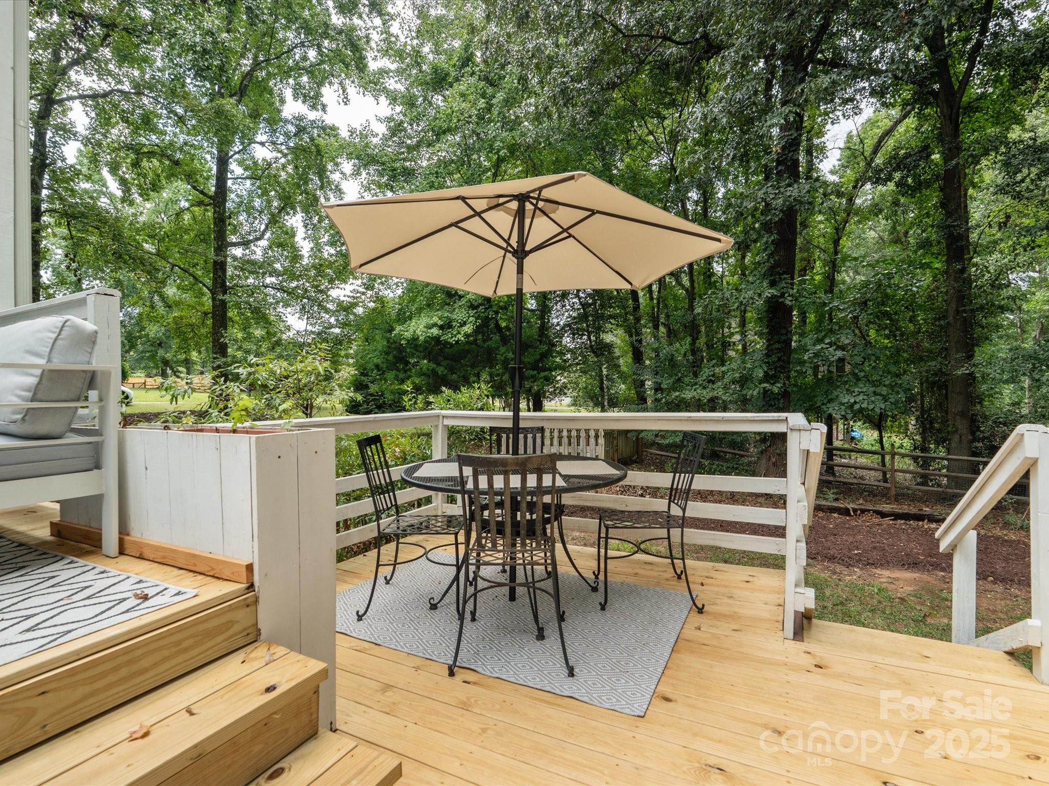 1624 Brook Drive Property Photo 32