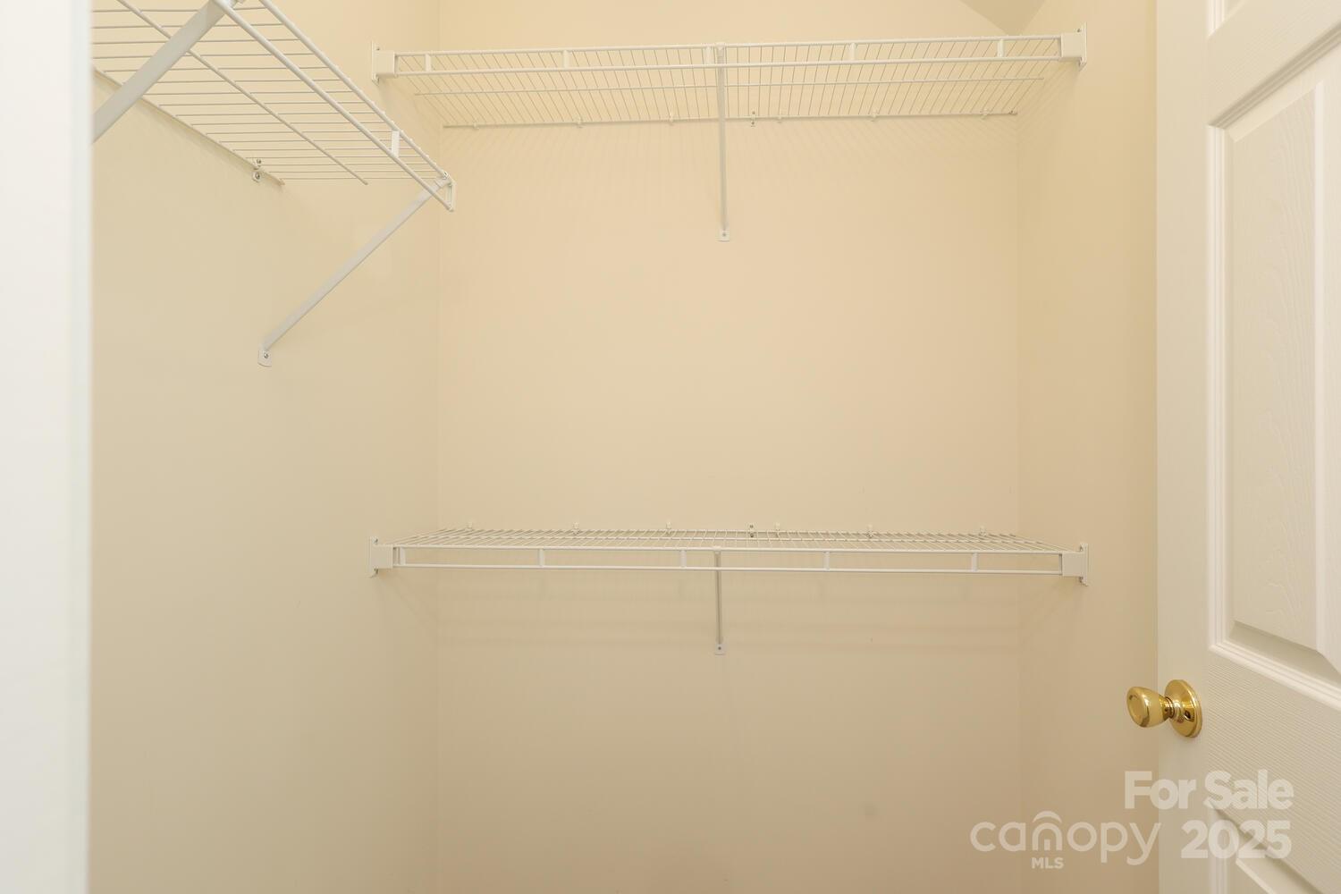 6250 Meadow Glen Lane Property Photo 21