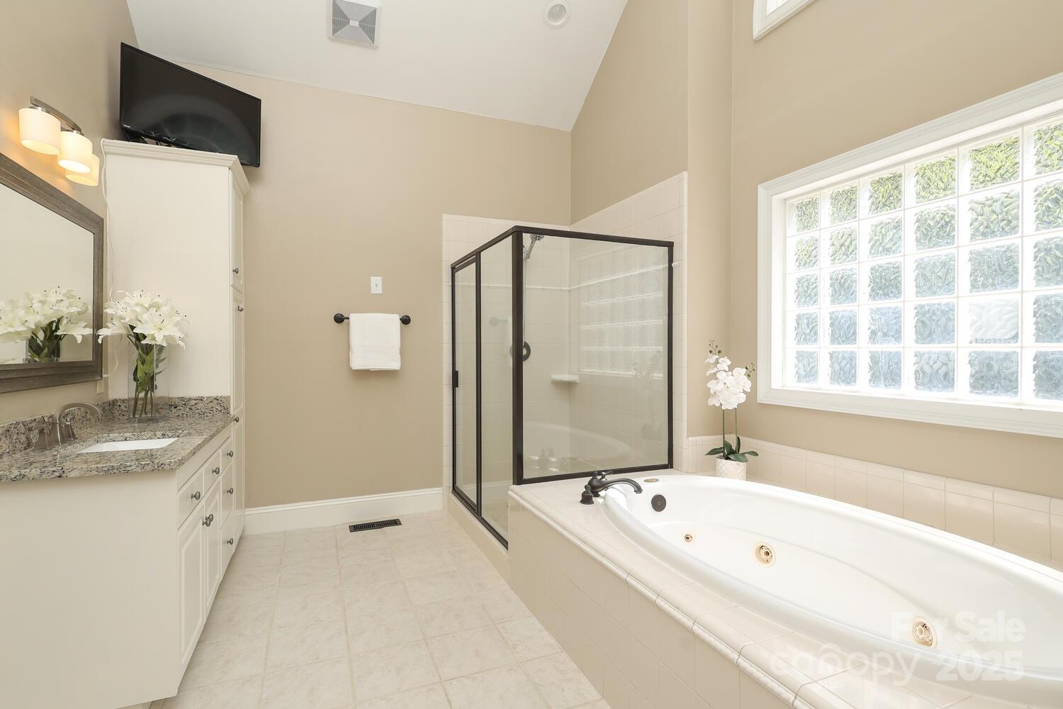 10840 Congressional Club Drive Property Photo 23