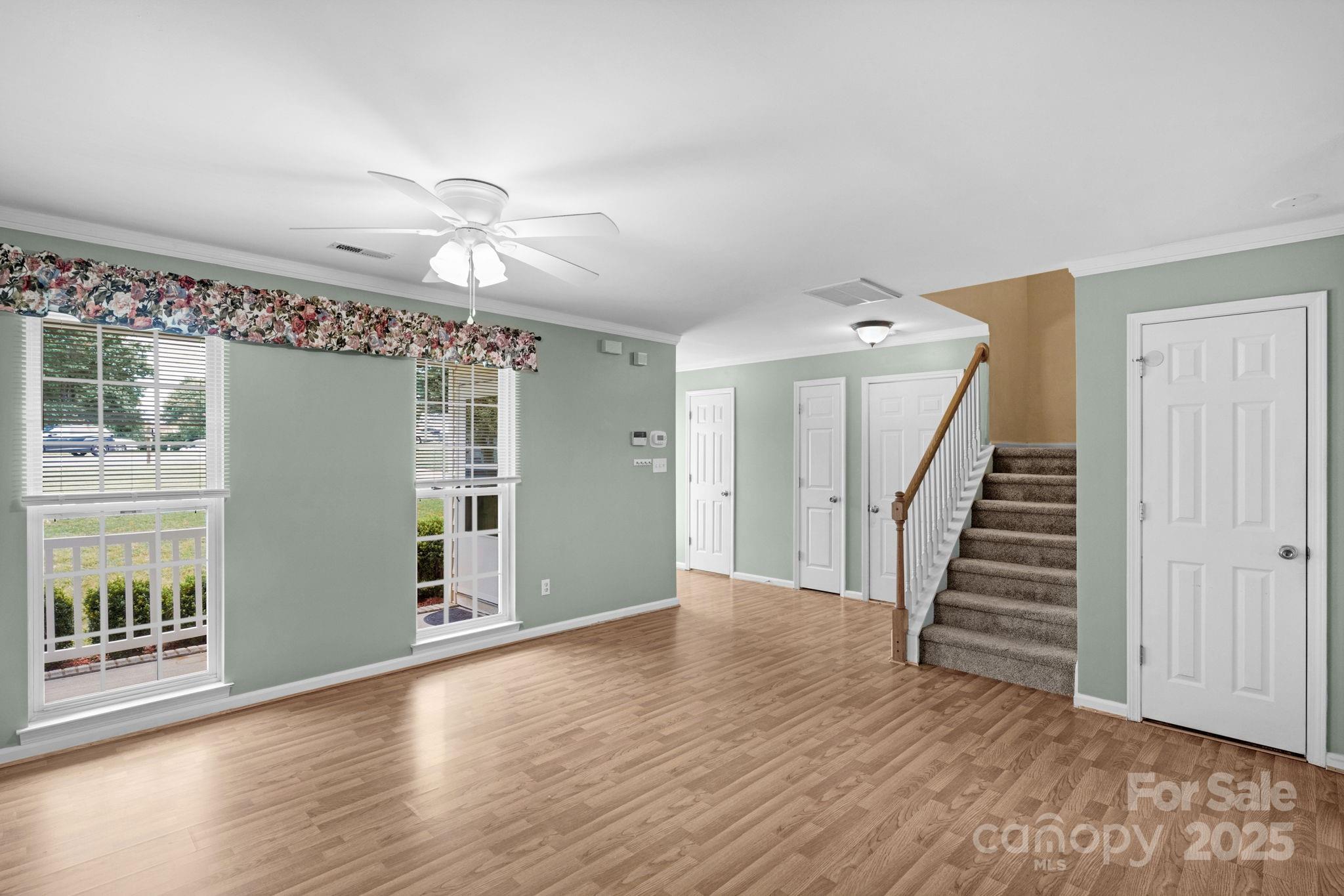 923 Buttermilk Lane Property Photo 10
