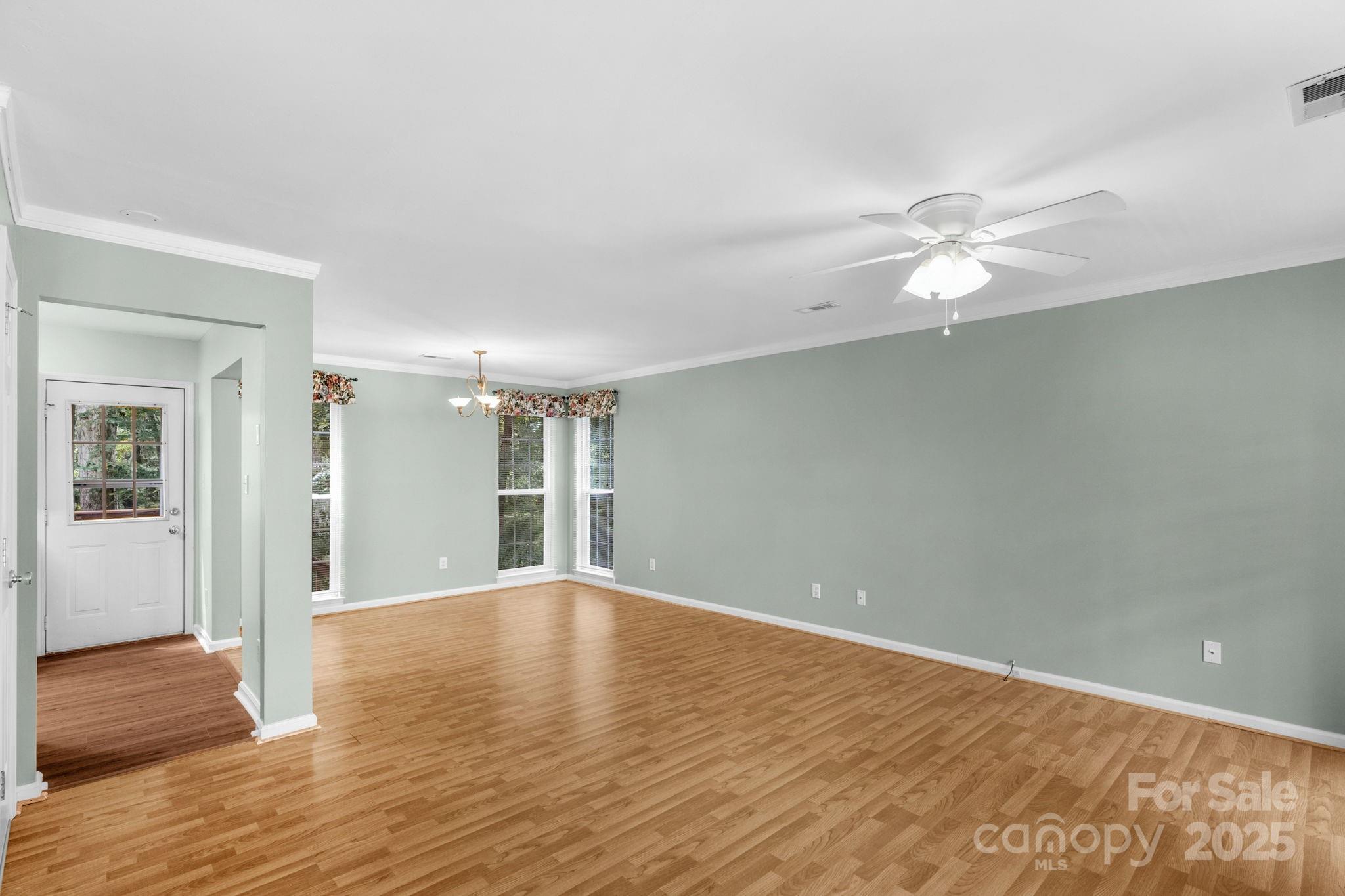 923 Buttermilk Lane Property Photo 35