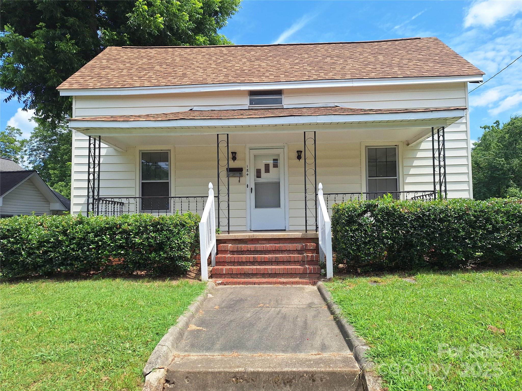 184 Cabarrus Avenue Property Photo