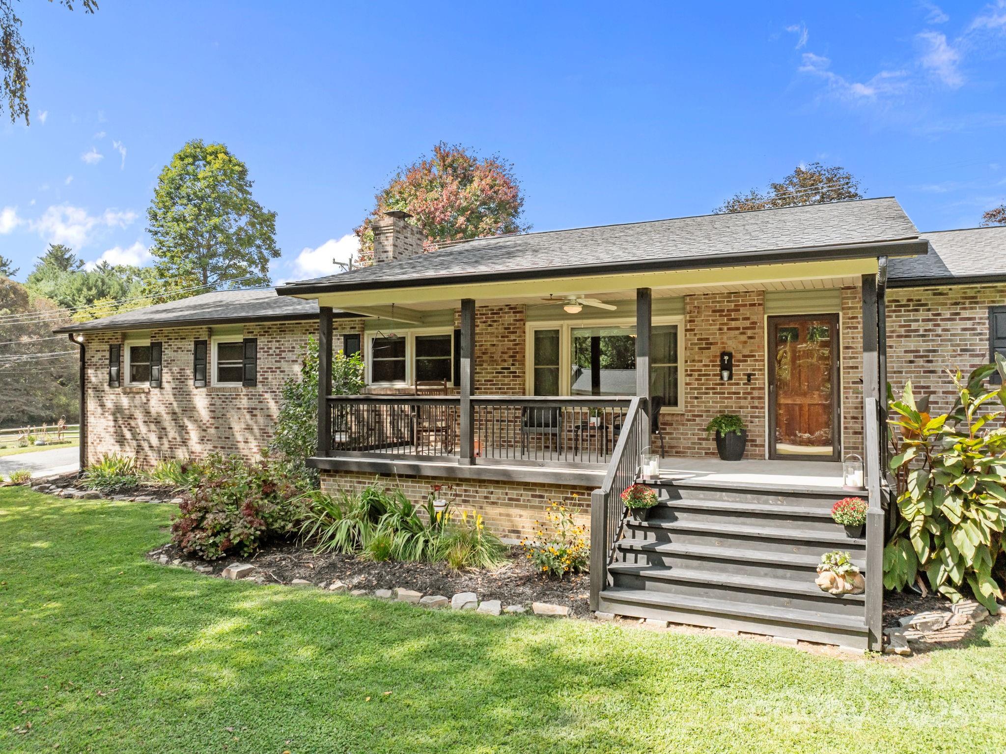 145 Allenwood Circle Property Photo 11