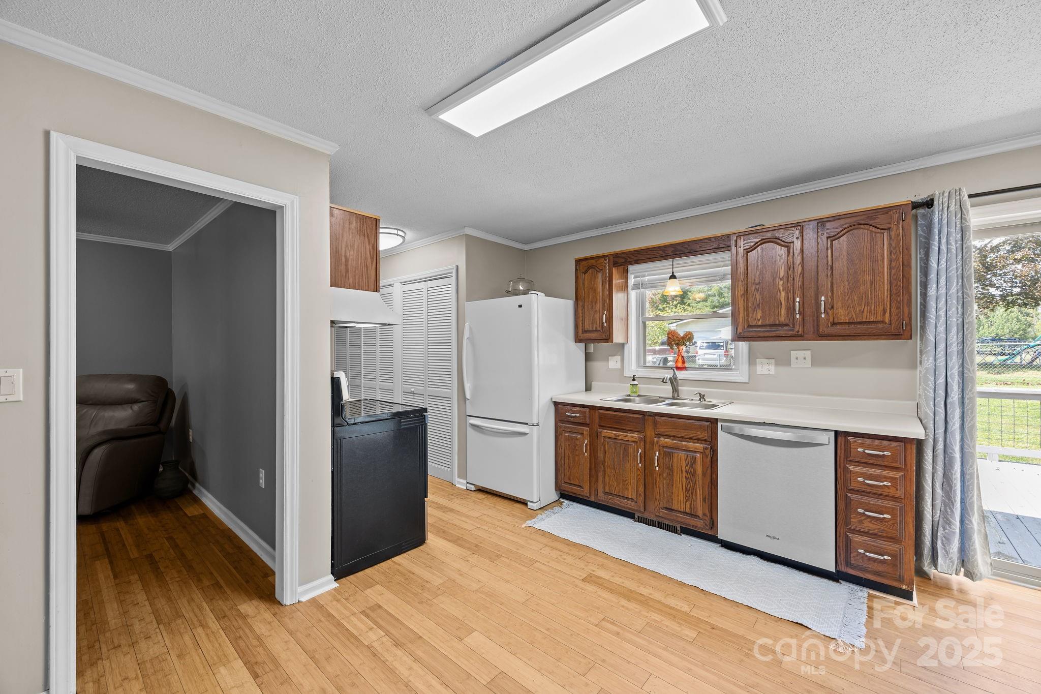 145 Allenwood Circle Property Photo 33