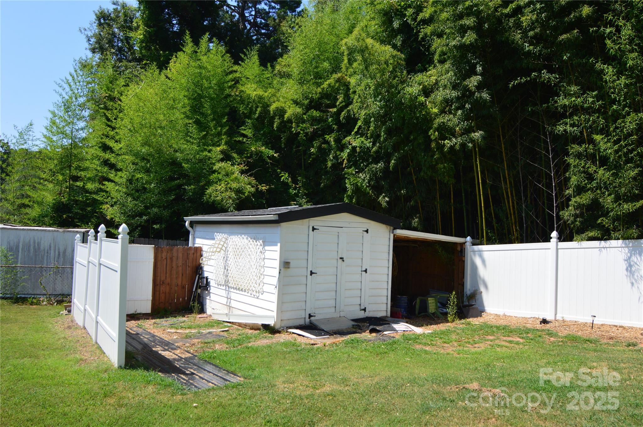 618 Camp Rotary Road Property Photo 7