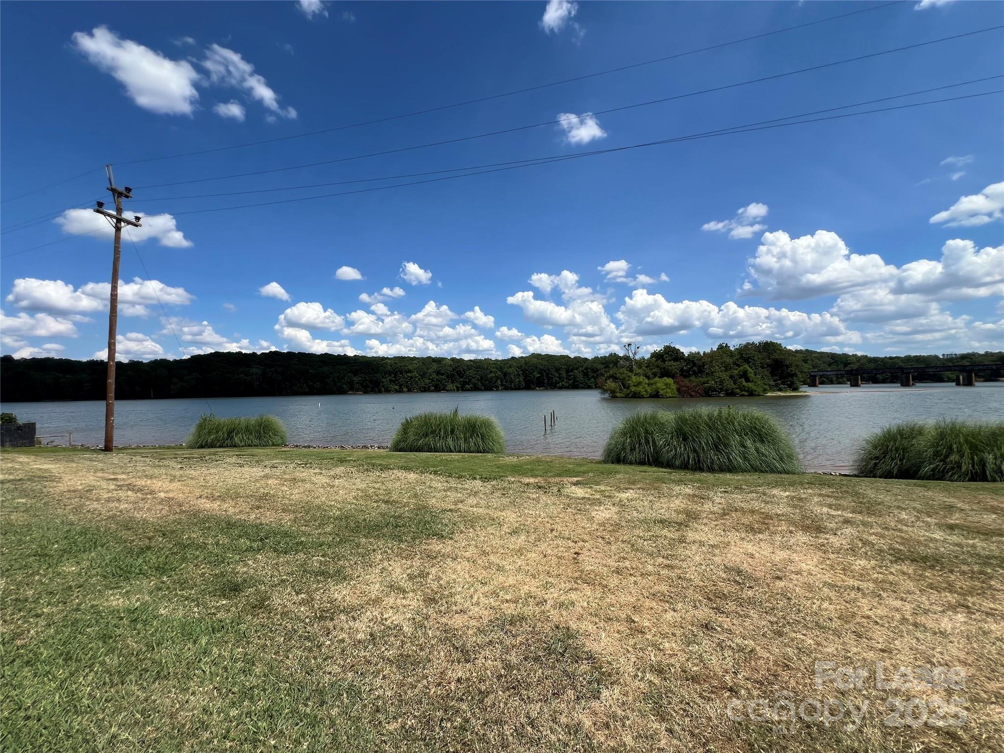 1424 River Drive Property Photo 2