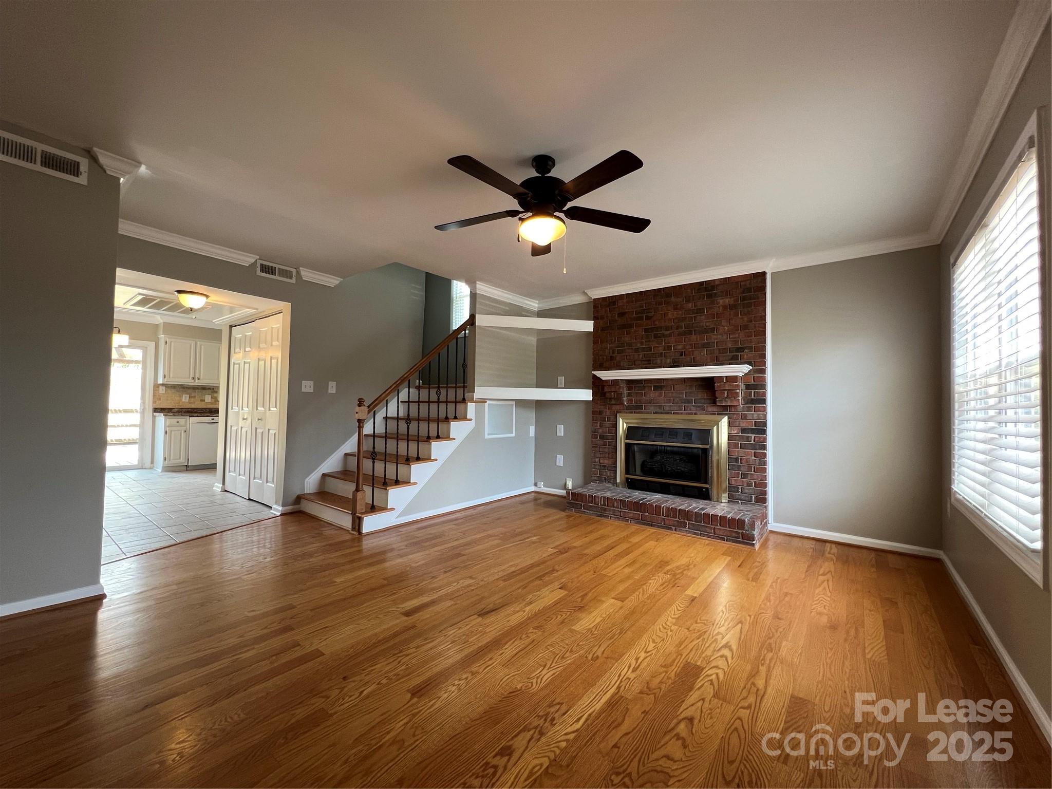 1424 River Drive Property Photo 5