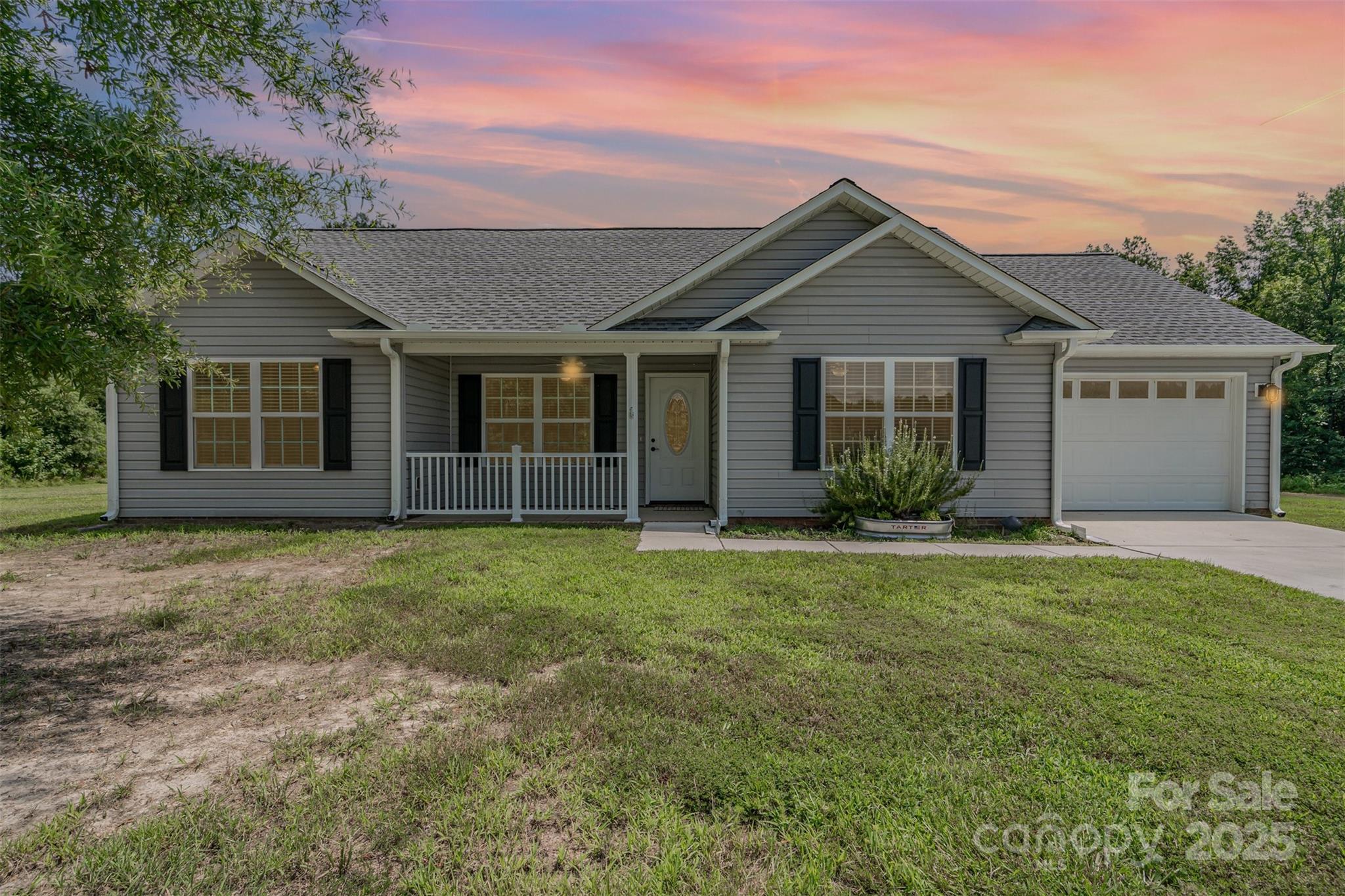 3601 Old Camden Highway Property Photo 1