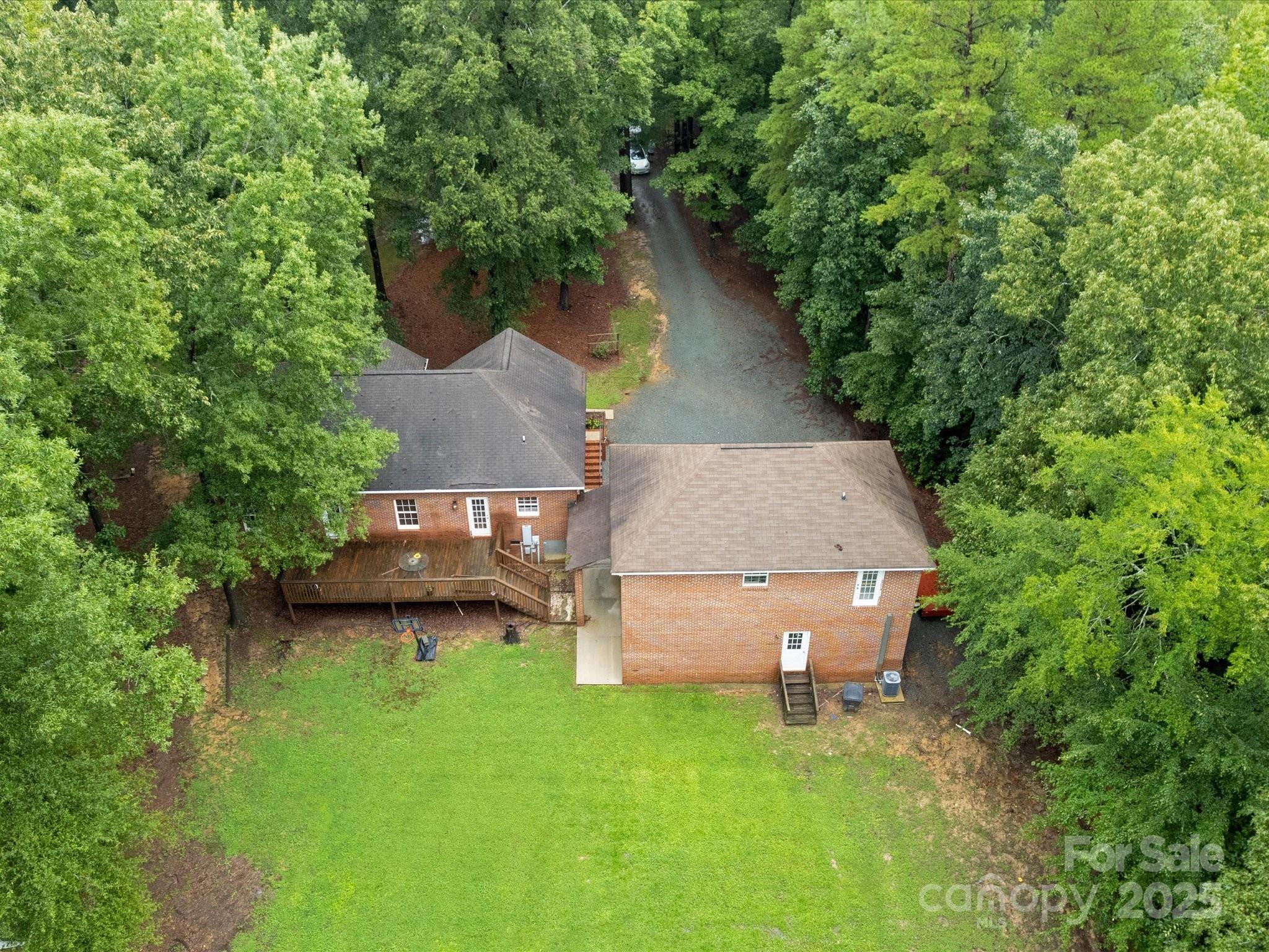 6819 Prospect Pointe Drive Property Photo 3