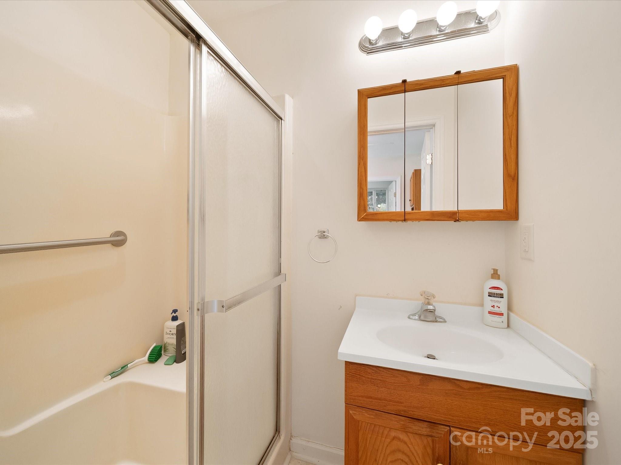 6819 Prospect Pointe Drive Property Photo 19