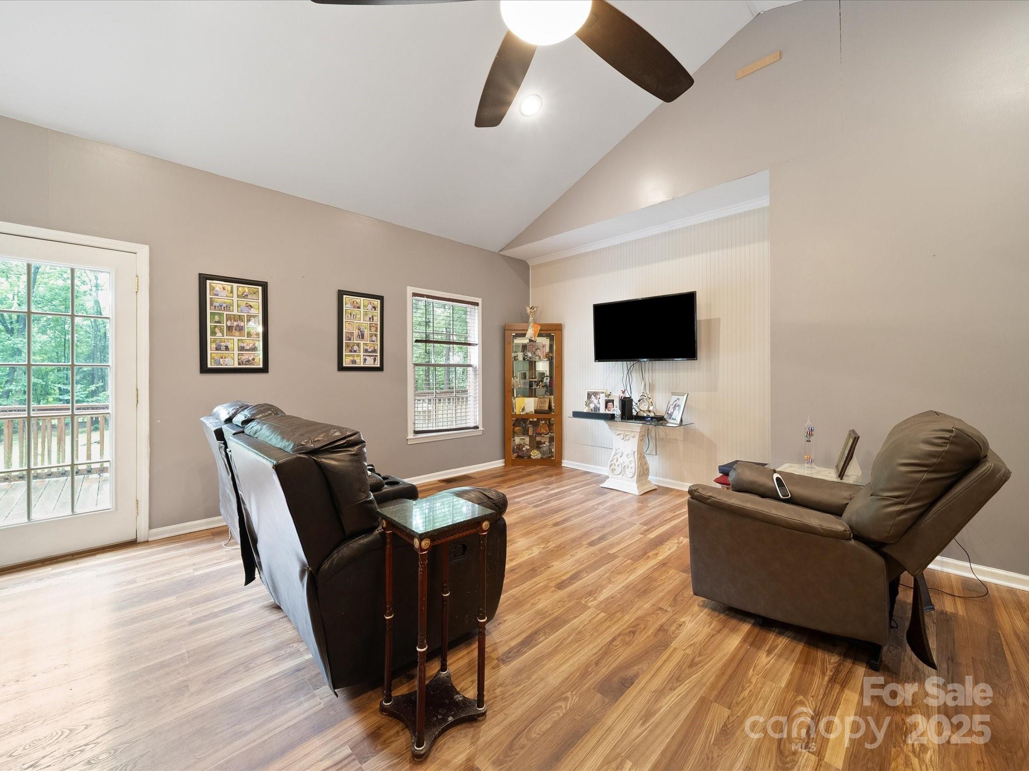 6819 Prospect Pointe Drive Property Photo 27