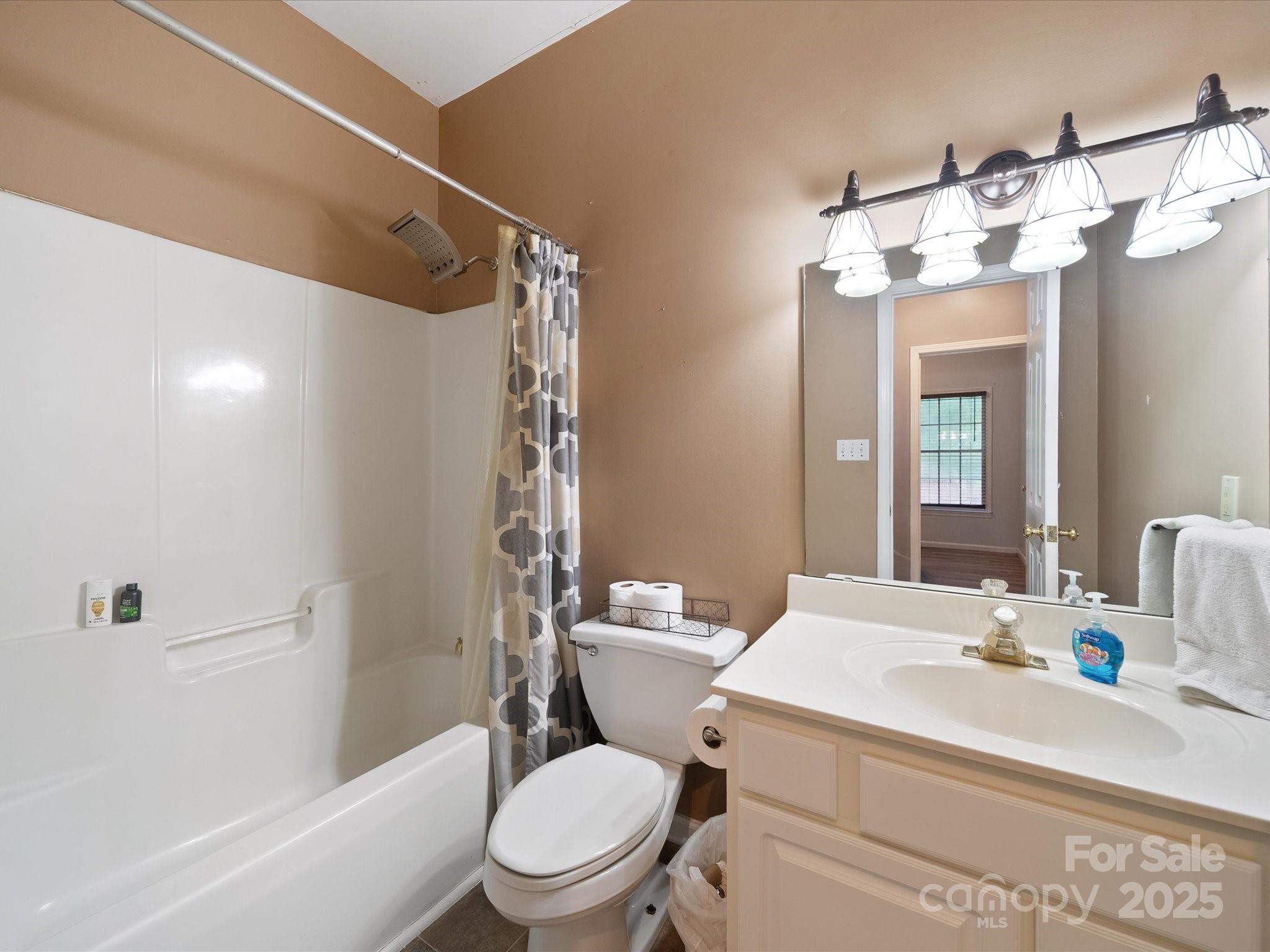 6819 Prospect Pointe Drive Property Photo 37