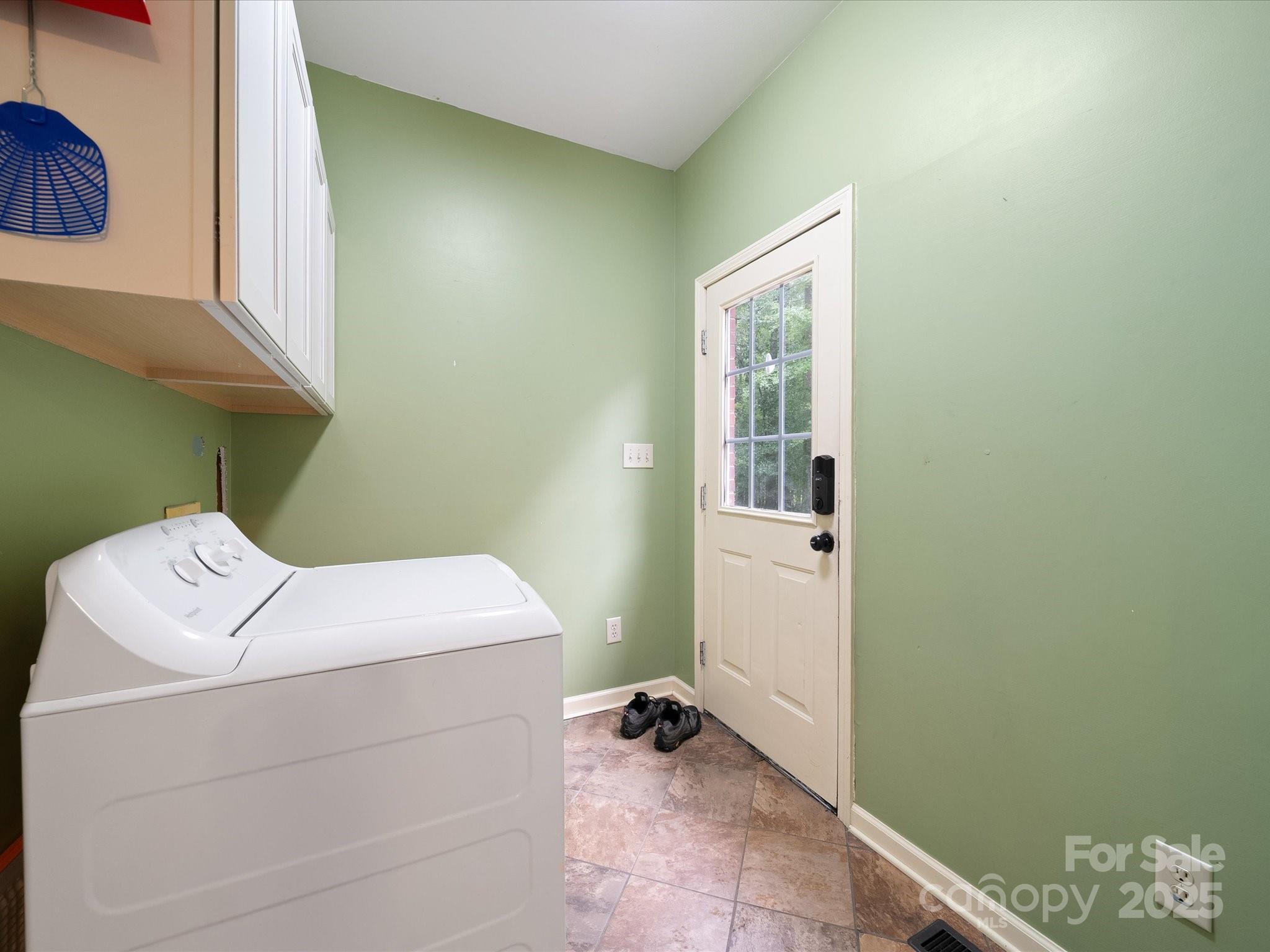 6819 Prospect Pointe Drive Property Photo 44