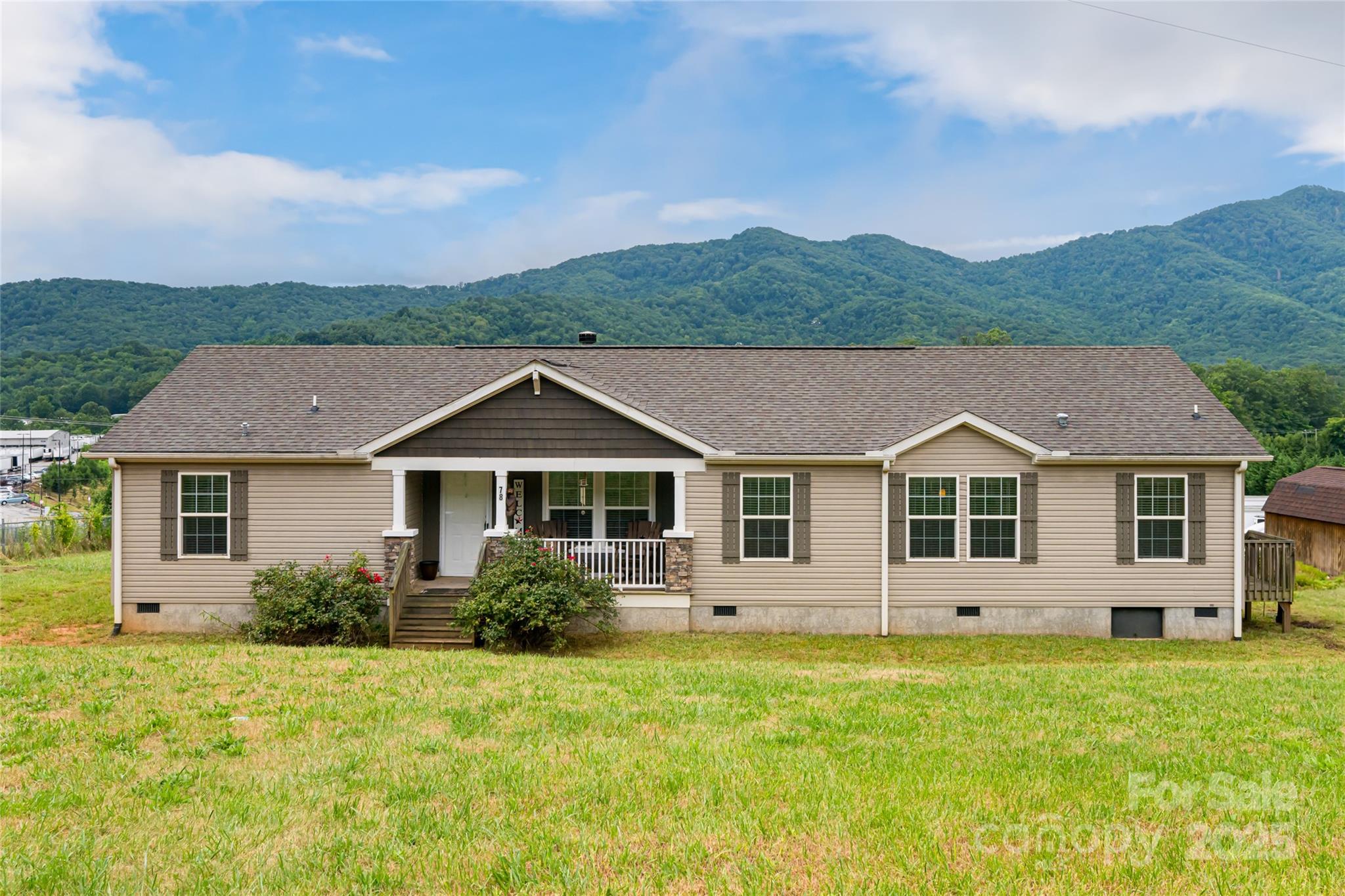 78 Hillcrest Drive Property Photo 1
