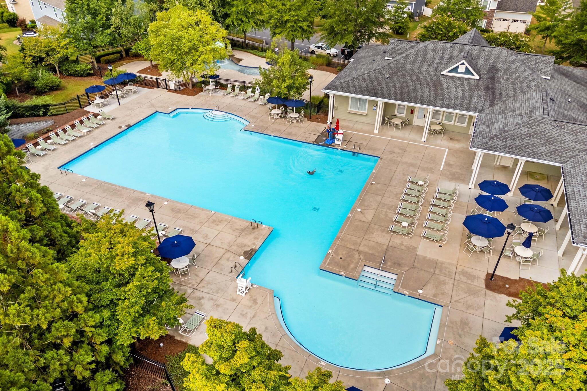 15879 Sharon Dale Drive Property Photo 13