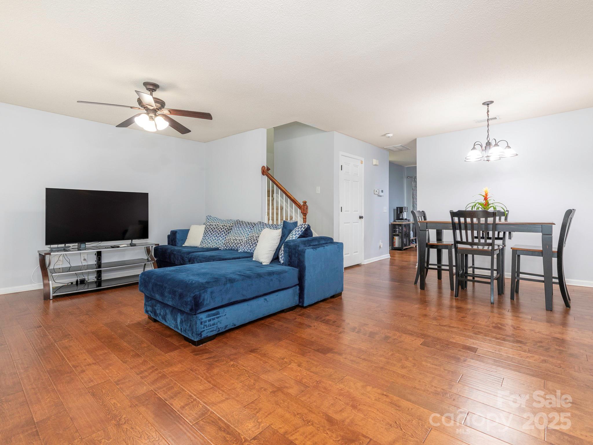 1554 Maypine Commons Way Property Photo 17