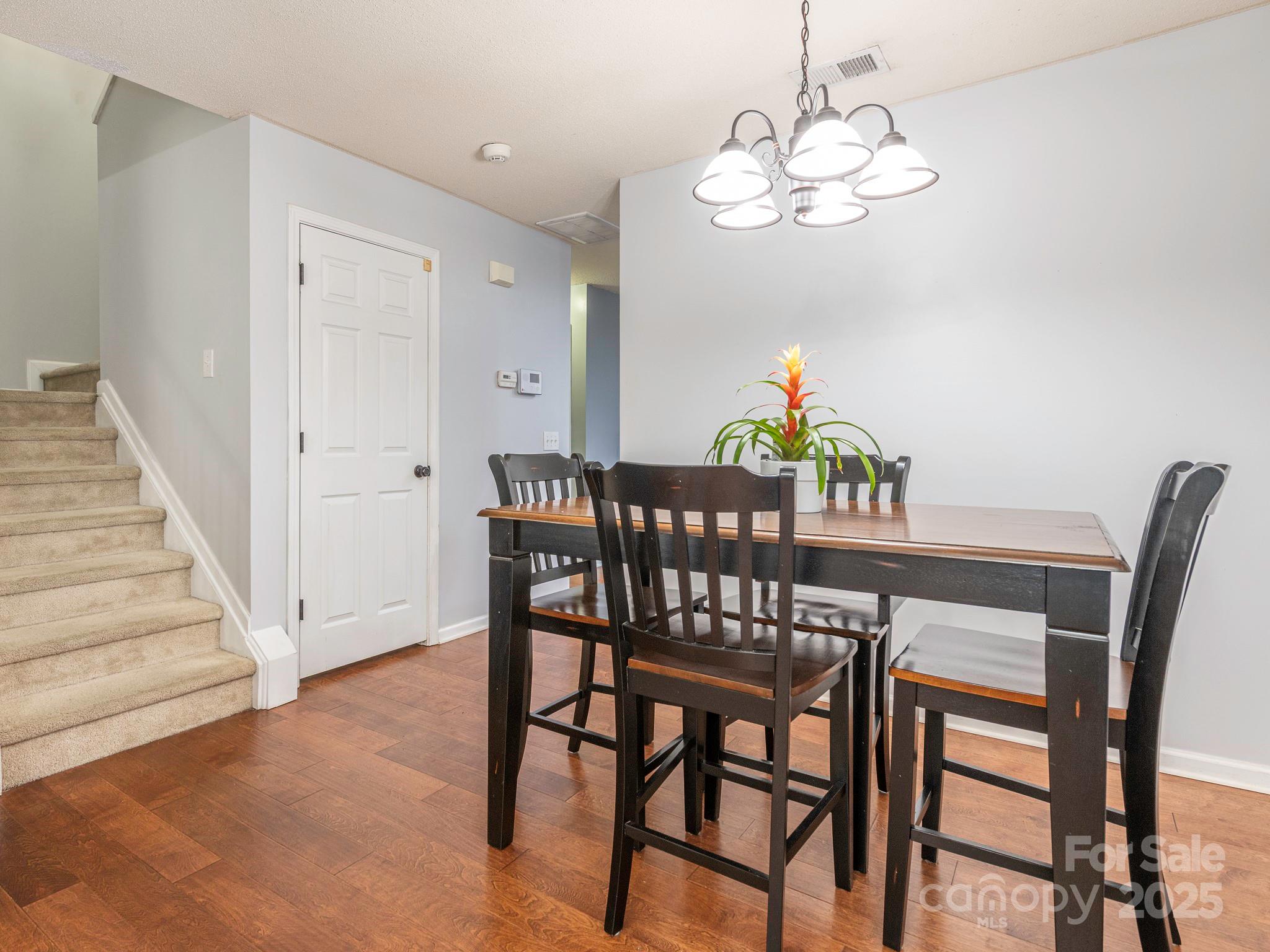1554 Maypine Commons Way Property Photo 18