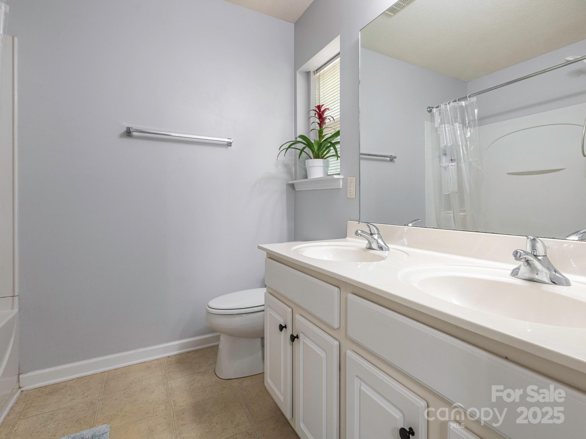 1554 Maypine Commons Way Property Photo 24
