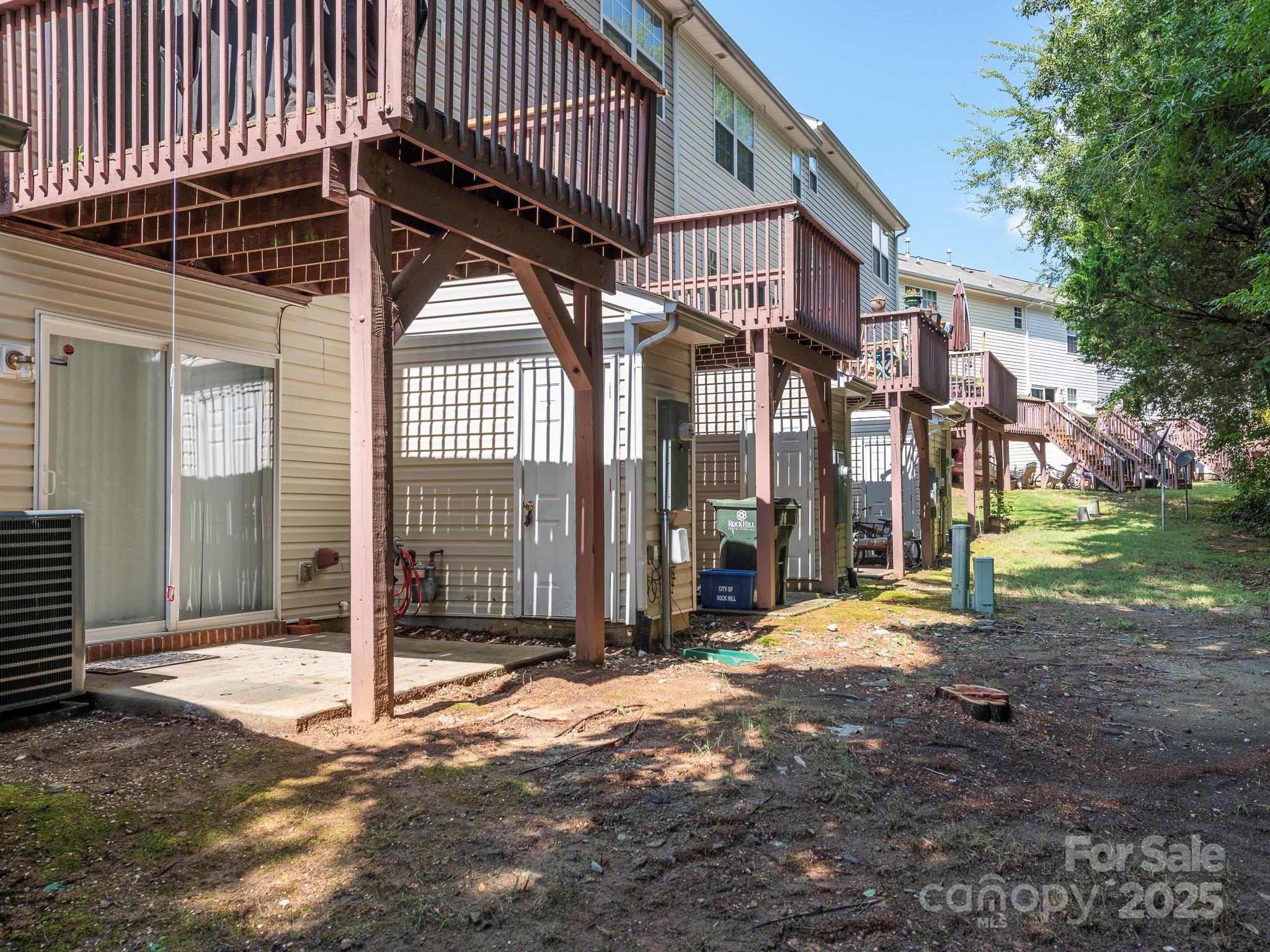 1554 Maypine Commons Way Property Photo 39