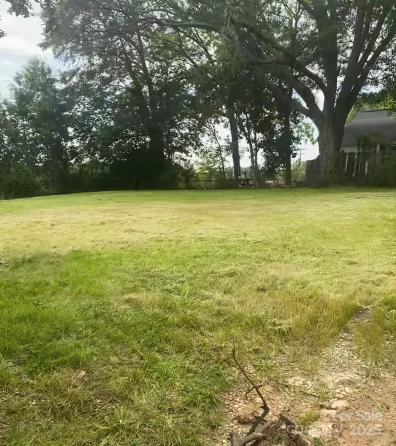 642 Maywood Street Property Photo 1
