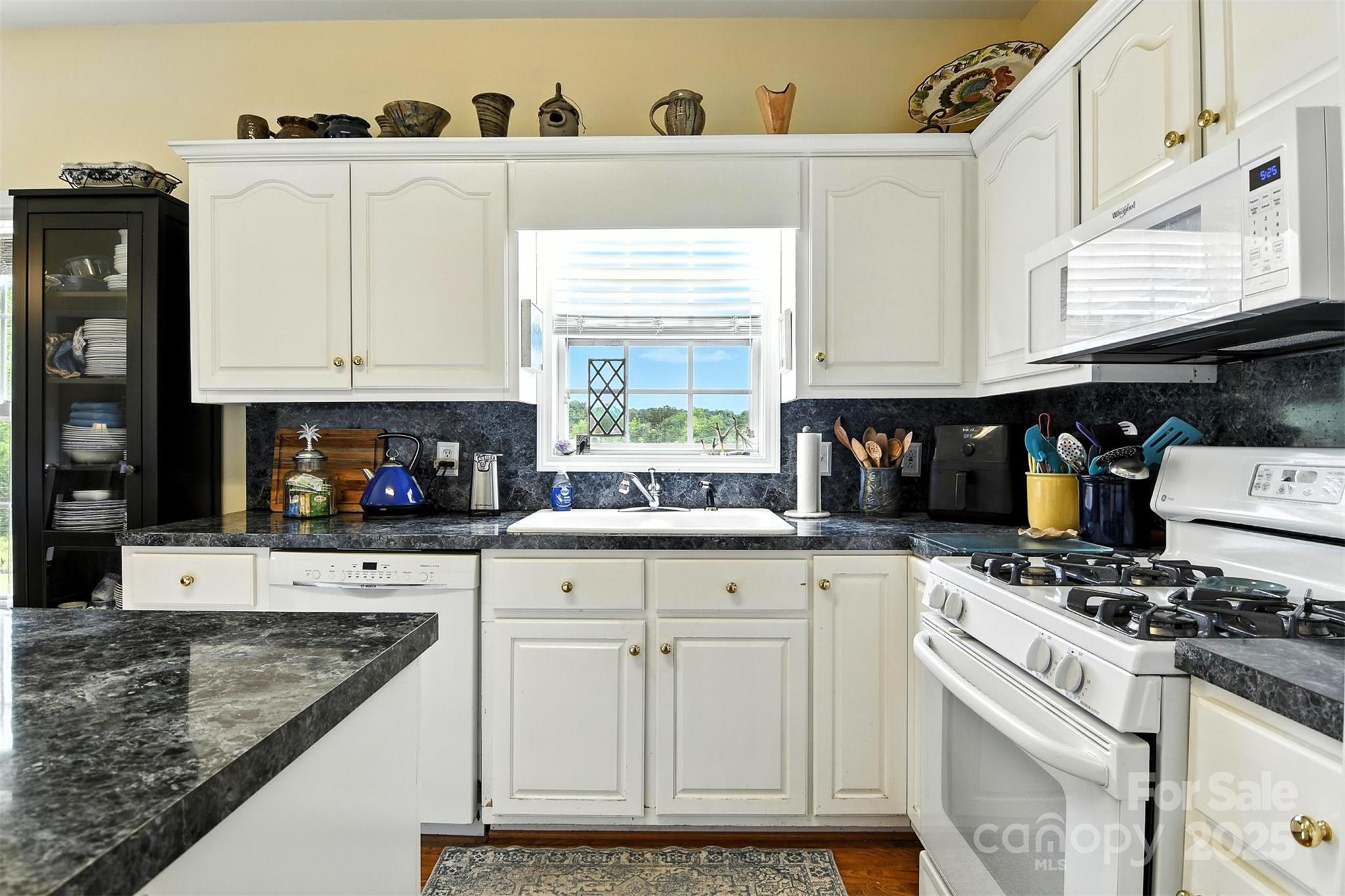 103 Heron Cove Loop Property Photo 10