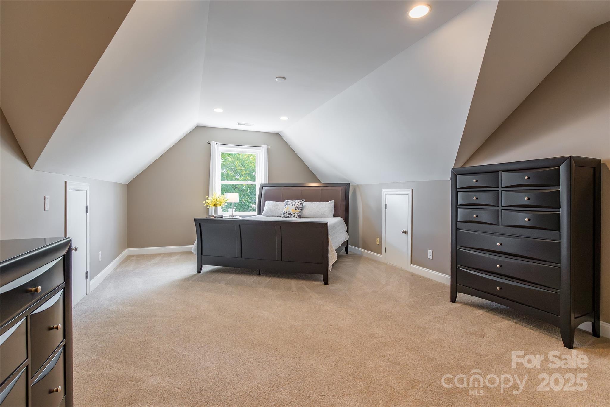 4168 Lake Shore Road Property Photo 34