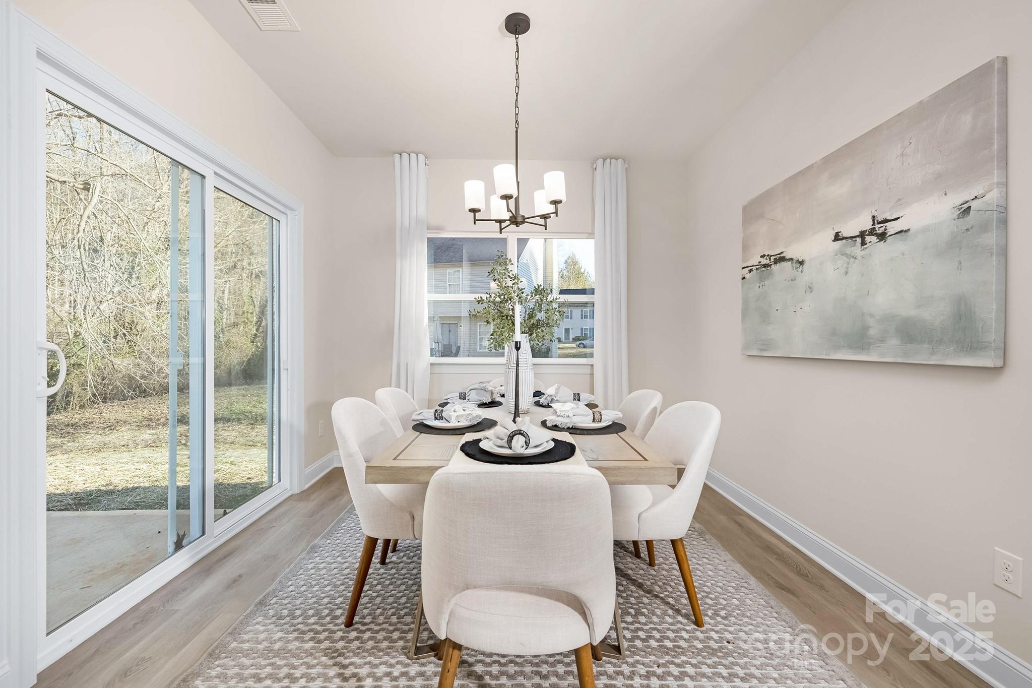 804 Plaza Walk Drive Property Photo 7