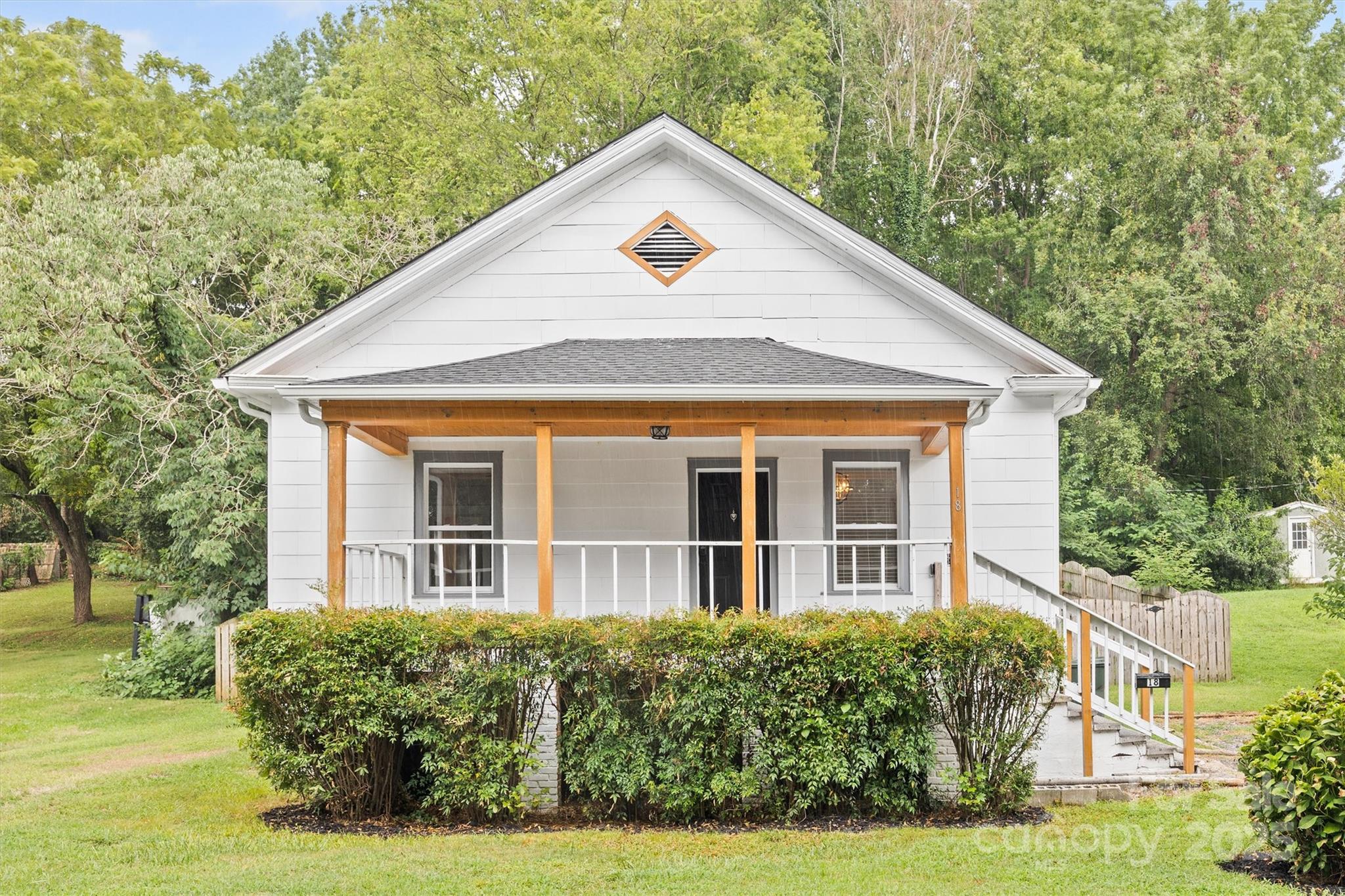 18 Montford Avenue Property Photo 1