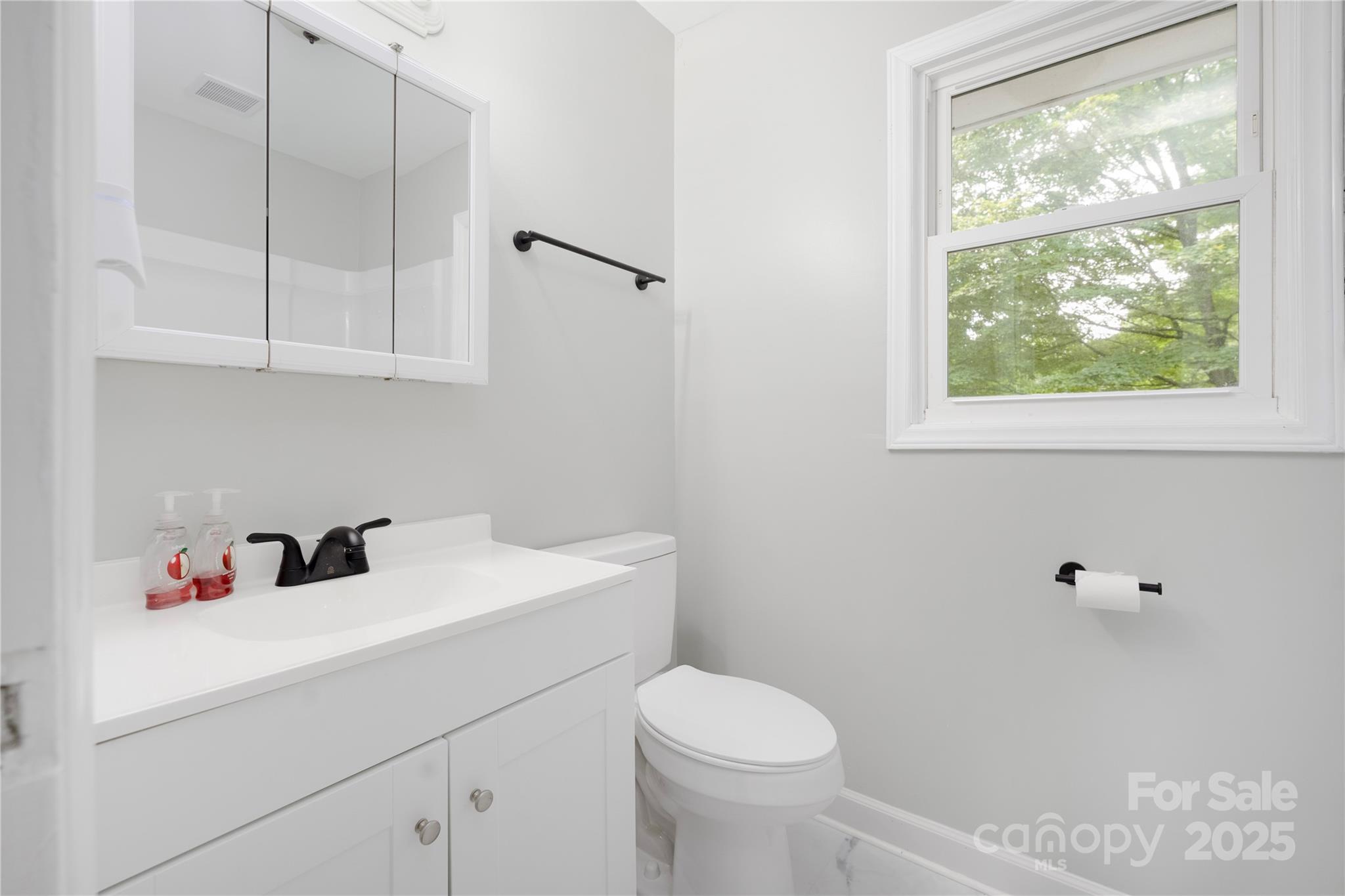 146 Staton Road Property Photo 9