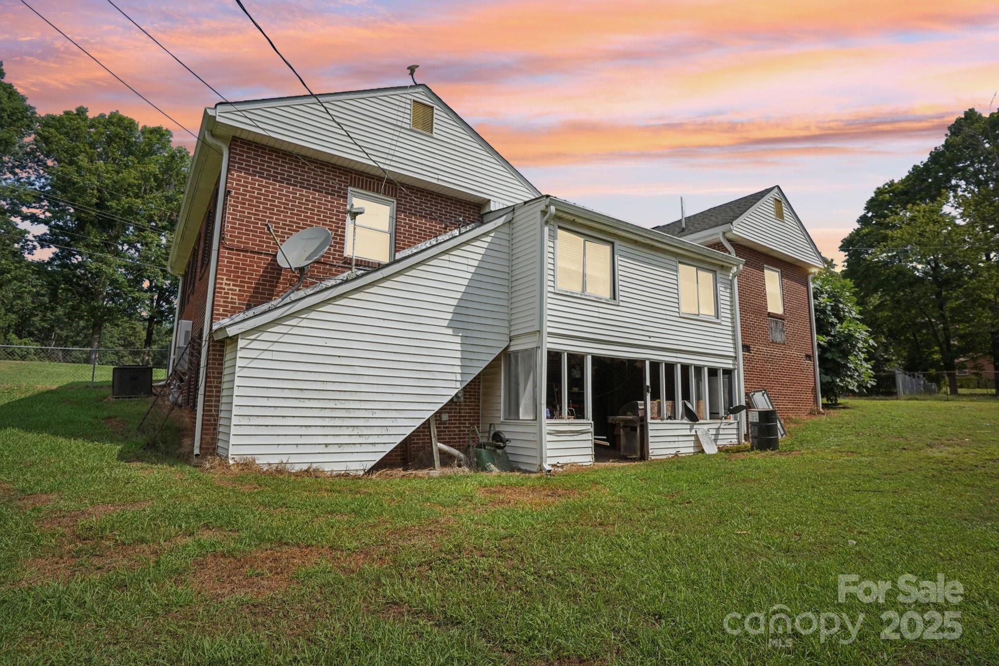 3325 Fairview Drive Property Photo 37