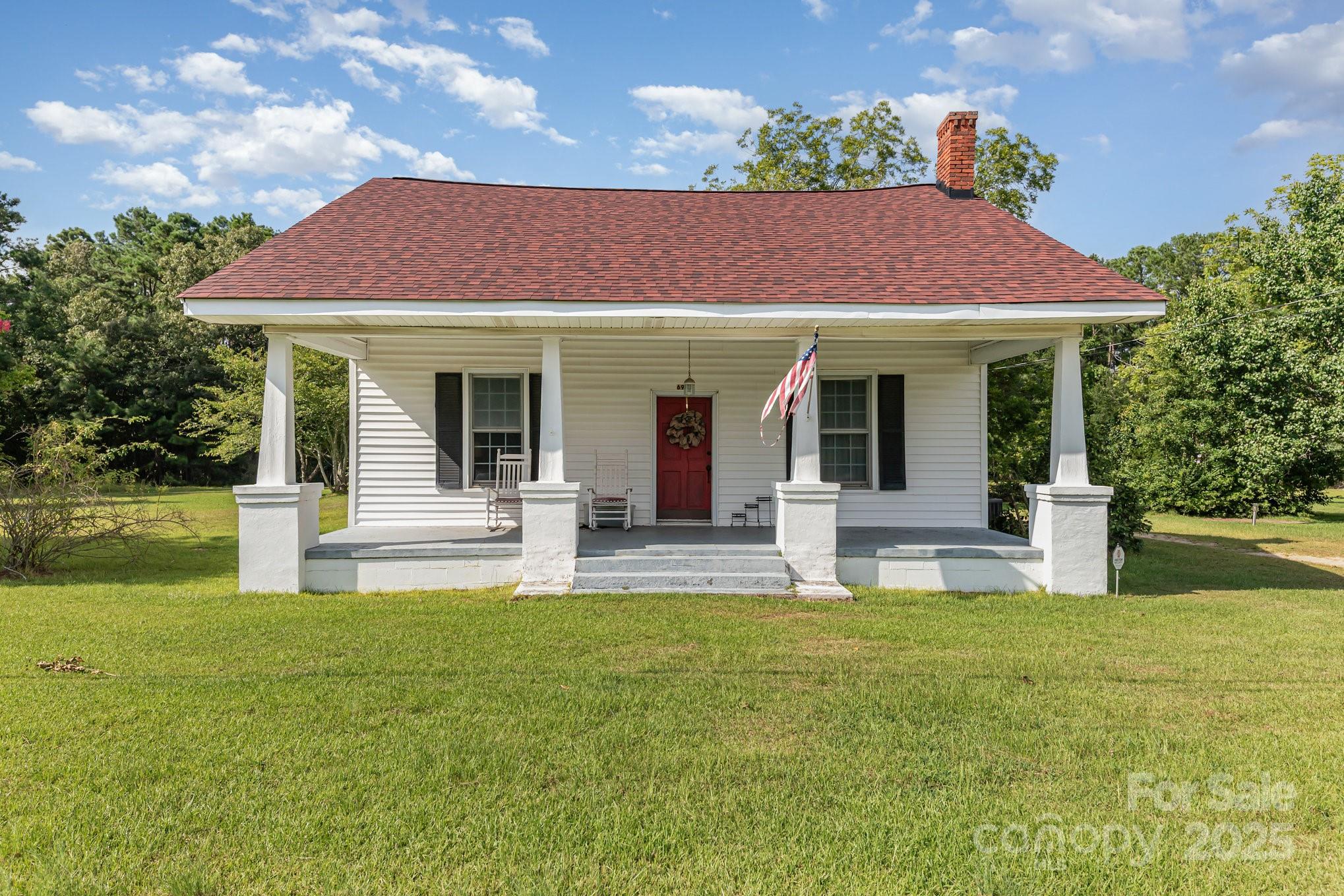 6963 Kershaw Camden Highway Property Photo 1
