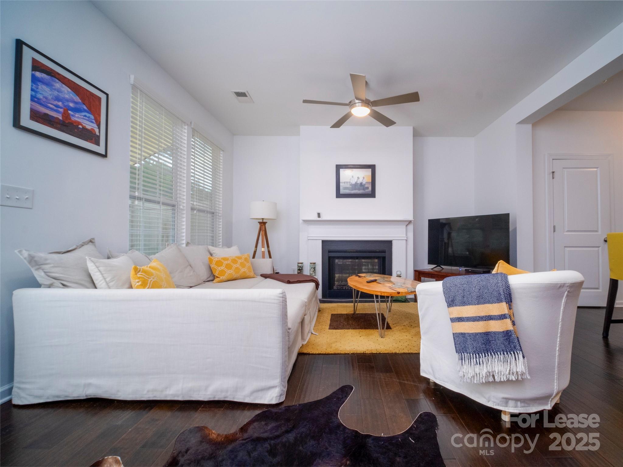 9547 Glenburn Lane Property Photo 10