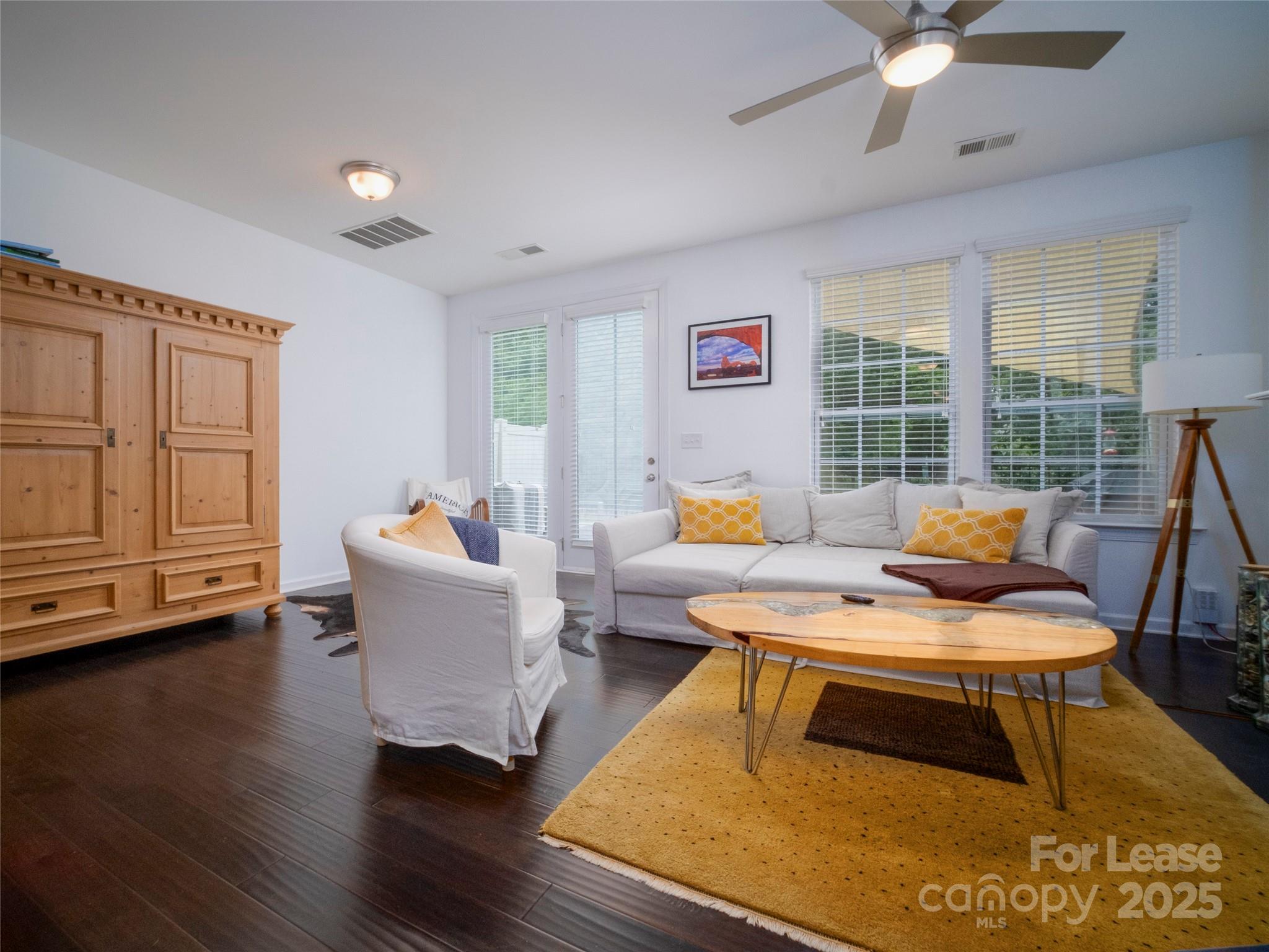 9547 Glenburn Lane Property Photo 13