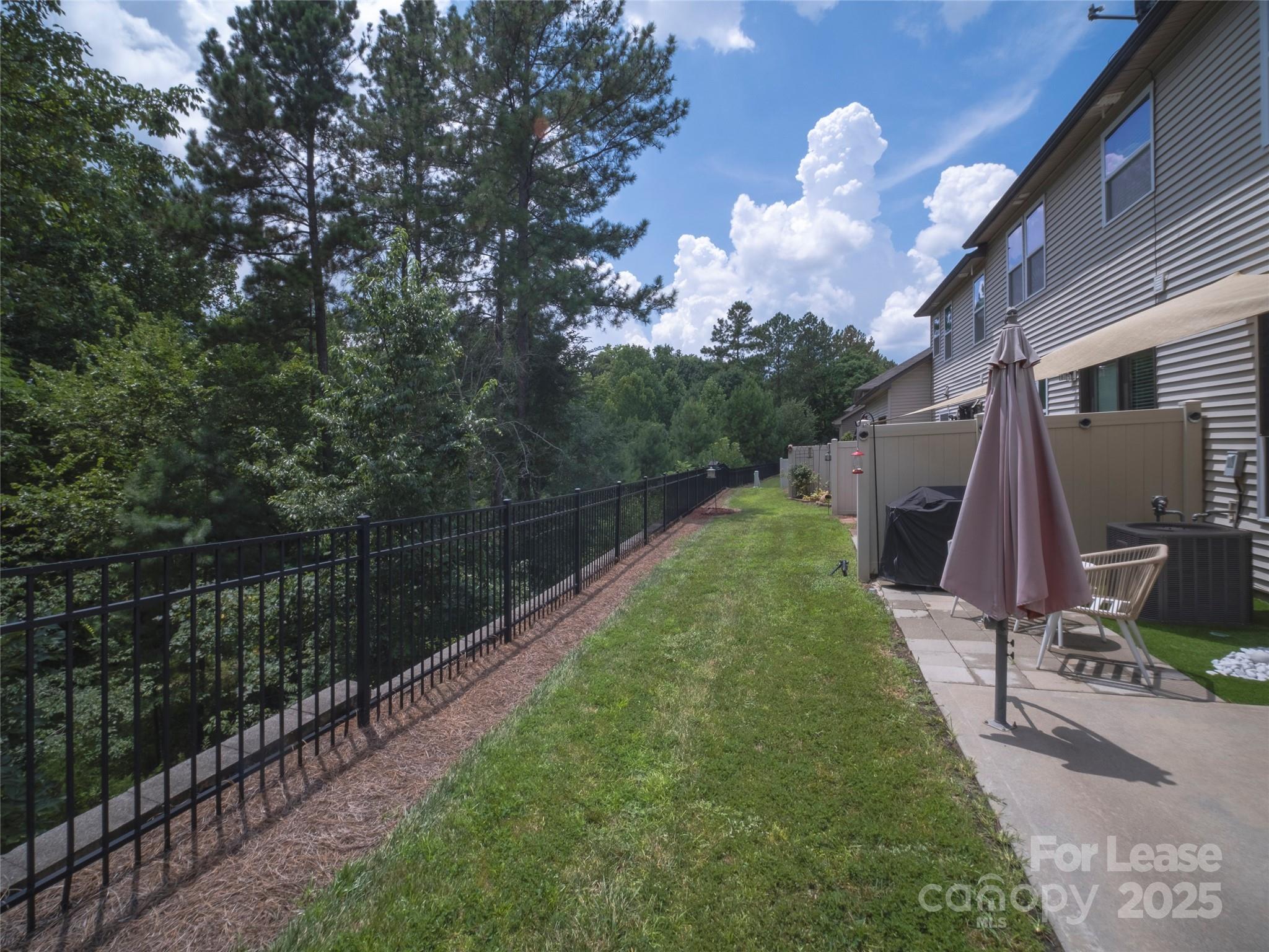 9547 Glenburn Lane Property Photo 32